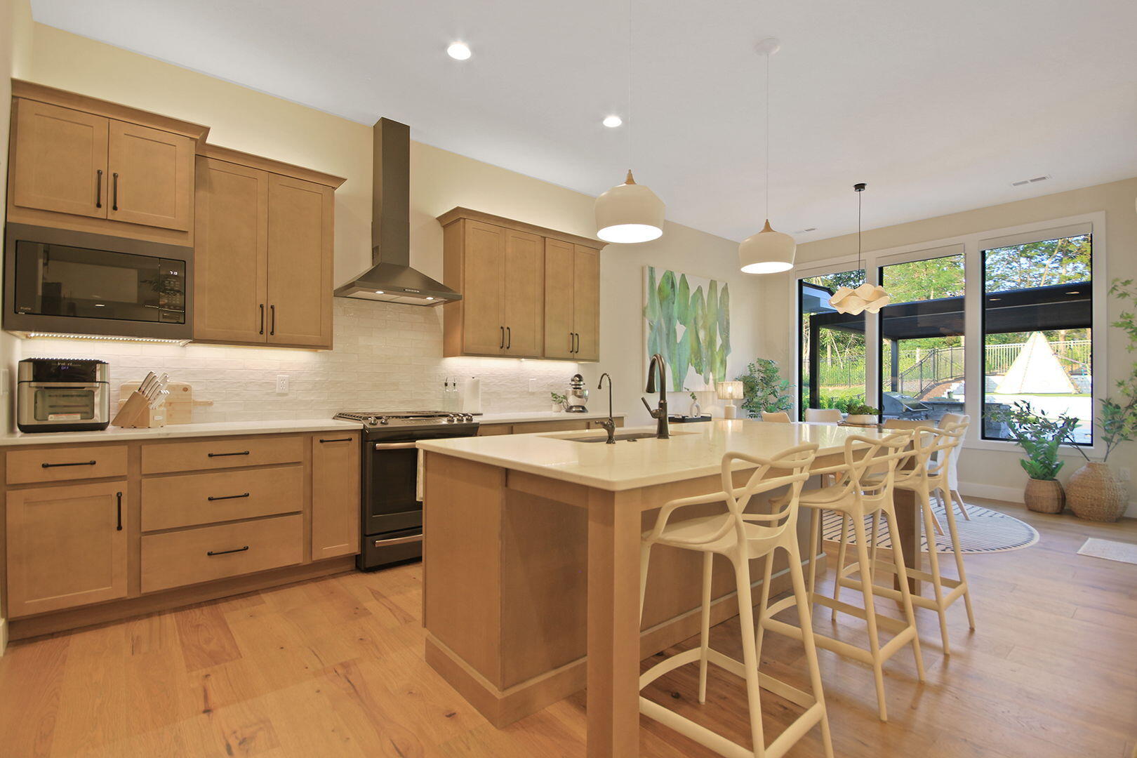 COLUMBIA, Missouri, 65201, United States, 3 Bedrooms Bedrooms, ,2 BathroomsBathrooms,Residential,For Sale,1984001