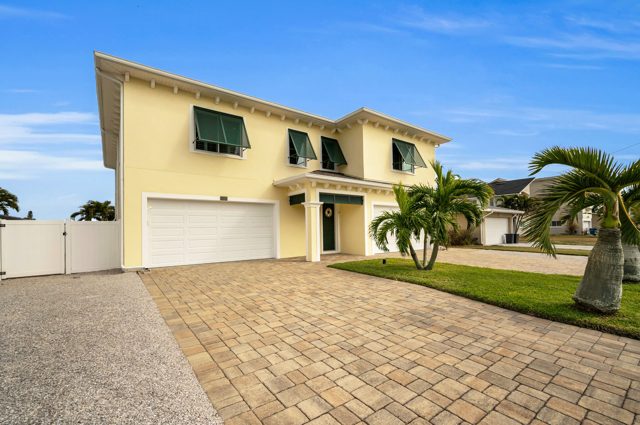 Treasure Island, Florida, 33706, United States, 3 Bedrooms Bedrooms, ,3 BathroomsBathrooms,Residential,For Sale,1974572