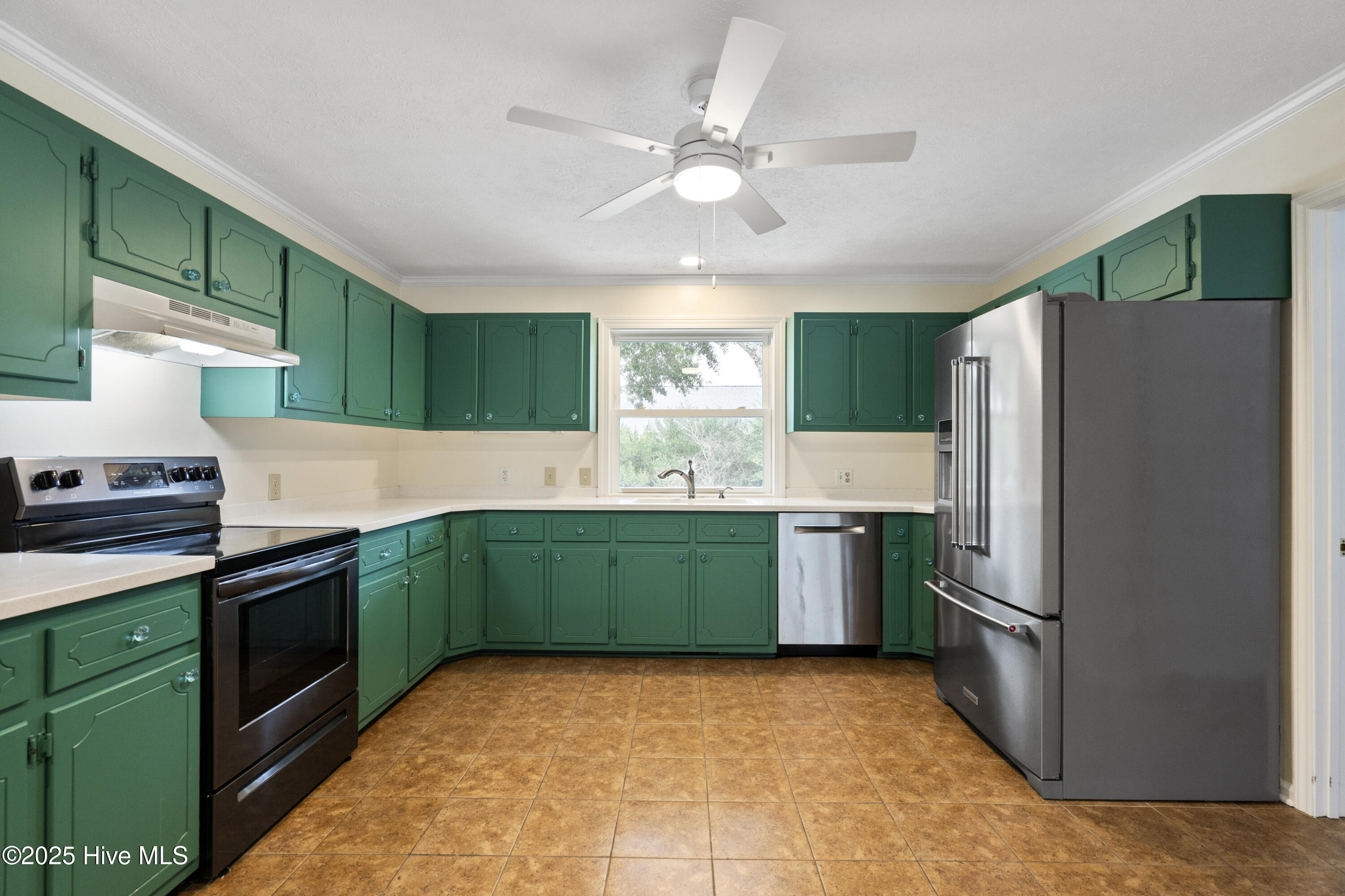 Emerald Isle, North Carolina, 28594, United States, 3 Bedrooms Bedrooms, ,3 BathroomsBathrooms,Residential,For Sale,1991113