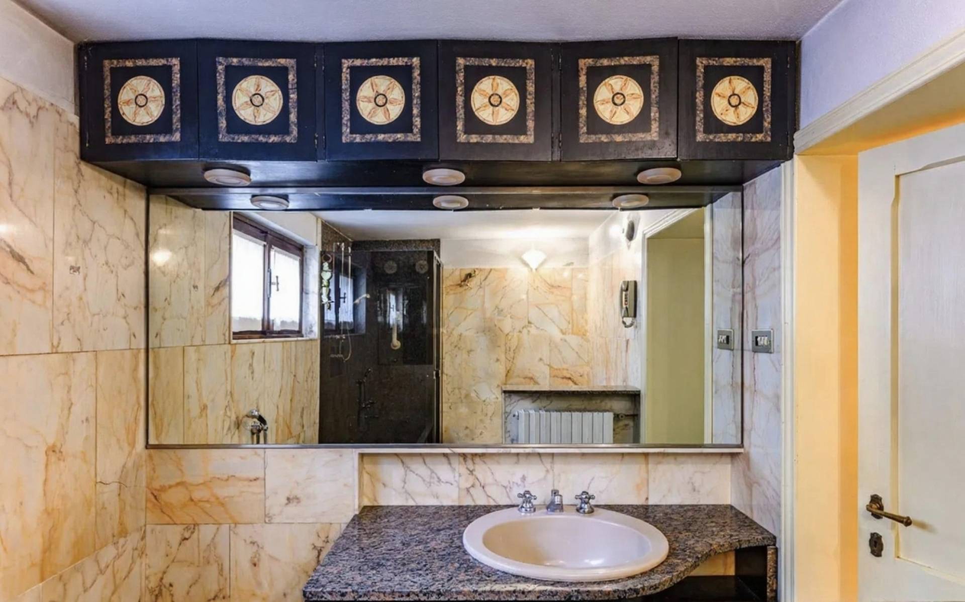 Prato, Prato, 50047, IT, 8 Bedrooms Bedrooms, ,6 BathroomsBathrooms,Residential,For Sale,1991549