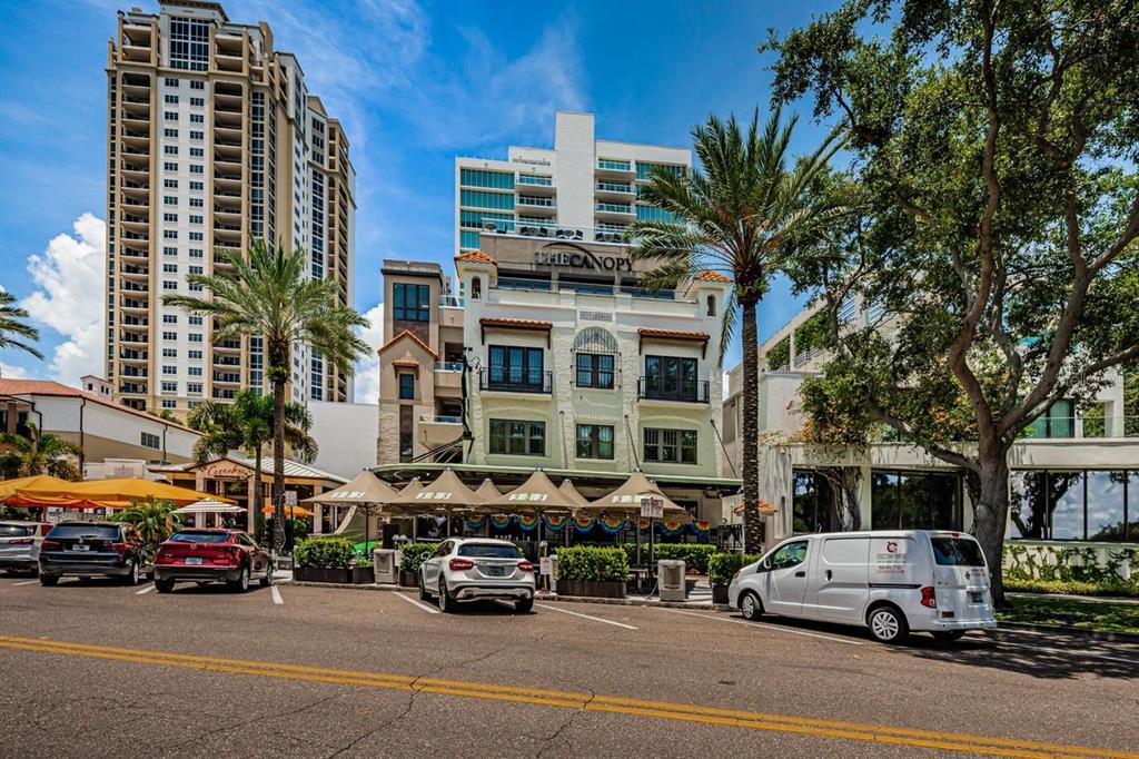 St Petersburg, Florida, 33701, United States, 3 Bedrooms Bedrooms, ,3 BathroomsBathrooms,Residential,For Sale,1885296