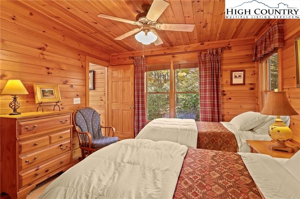 Ferguson, North Carolina, 28624, United States, 2 Bedrooms Bedrooms, ,2 BathroomsBathrooms,Residential,For Sale,1996766