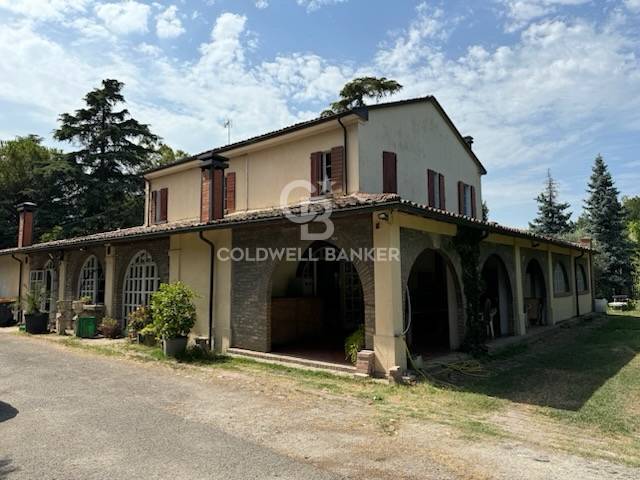 Santarcangelo di Romagna, Rimini, 47038, IT, 5 Bedrooms Bedrooms, ,4 BathroomsBathrooms,Residential,For Sale,1820117