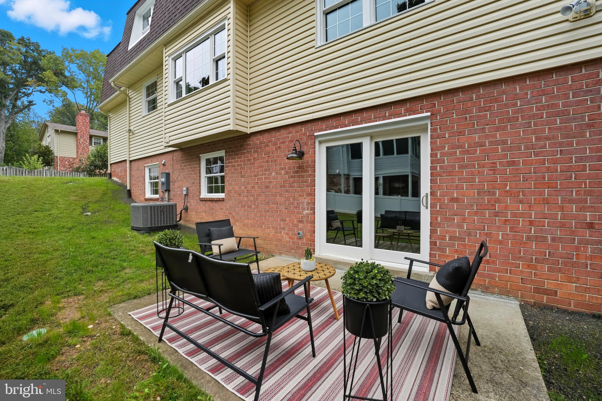 Fairfax, Virginia, 22032, United States, 4 Bedrooms Bedrooms, ,3 BathroomsBathrooms,Residential,For Sale,1984417