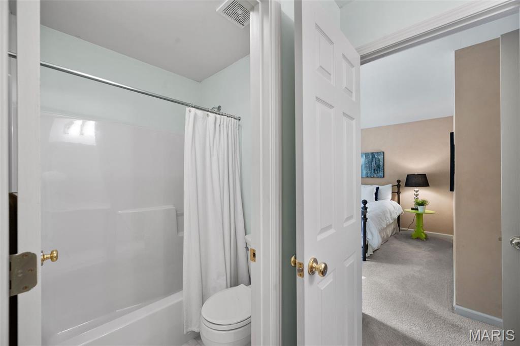 Wildwood, Missouri, 63021, United States, 4 Bedrooms Bedrooms, ,4 BathroomsBathrooms,Residential,For Sale,1947047