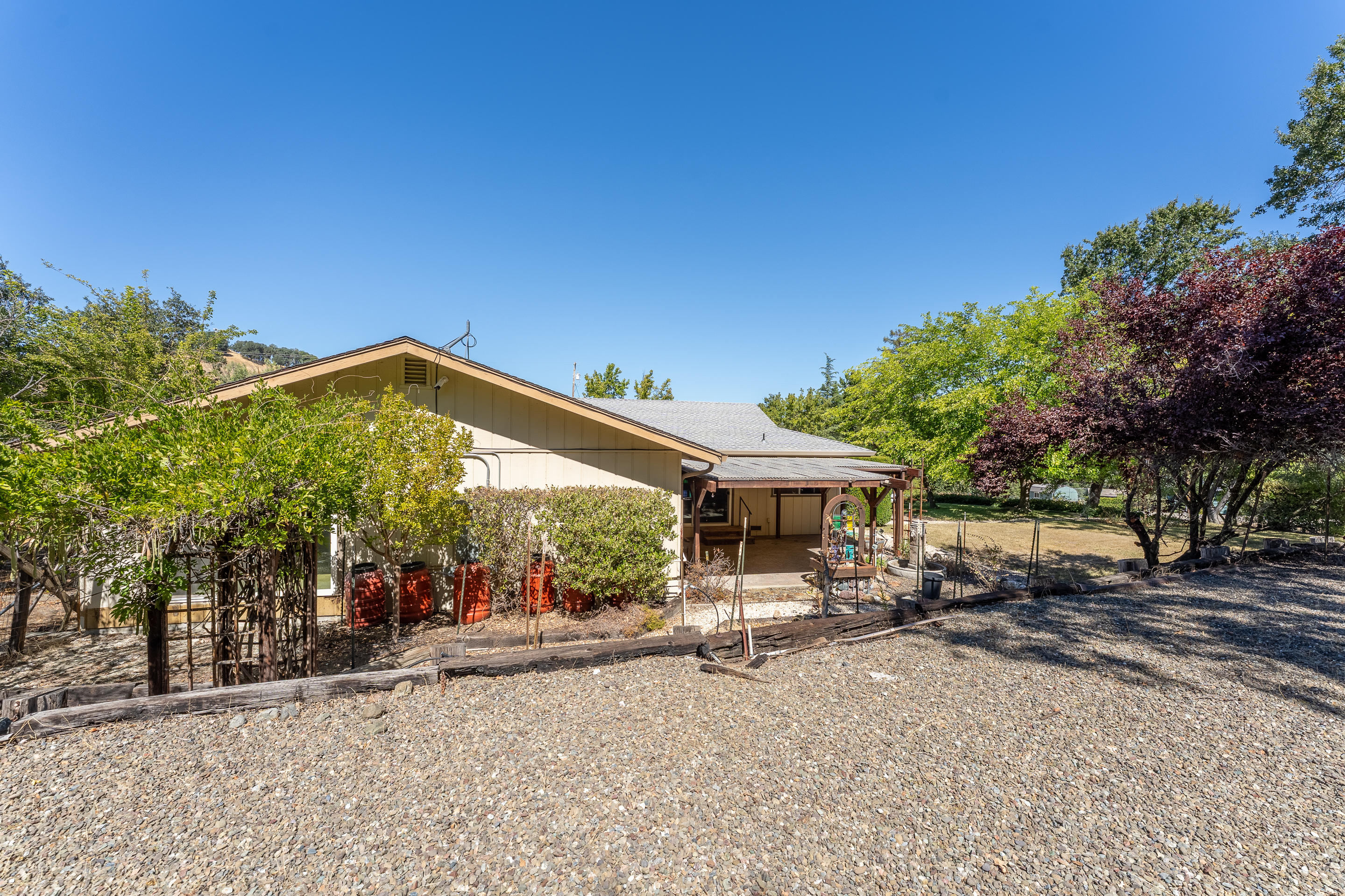Ukiah, California, 95482, United States, 4 Bedrooms Bedrooms, ,2 BathroomsBathrooms,Residential,For Sale,1949294