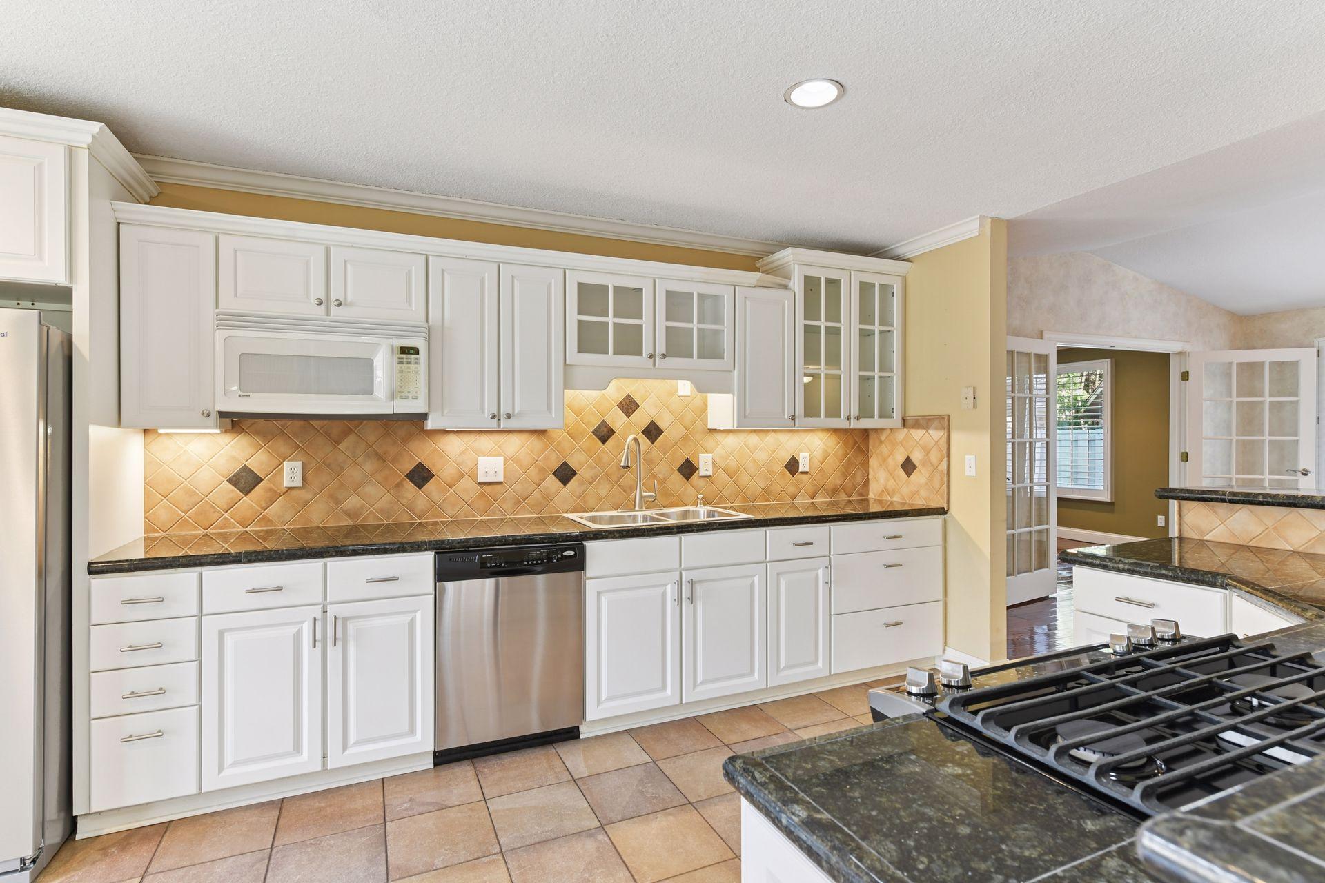 Plymouth, Minnesota, 55447, United States, 2 Bedrooms Bedrooms, ,1 BathroomBathrooms,Residential,For Sale,1995695