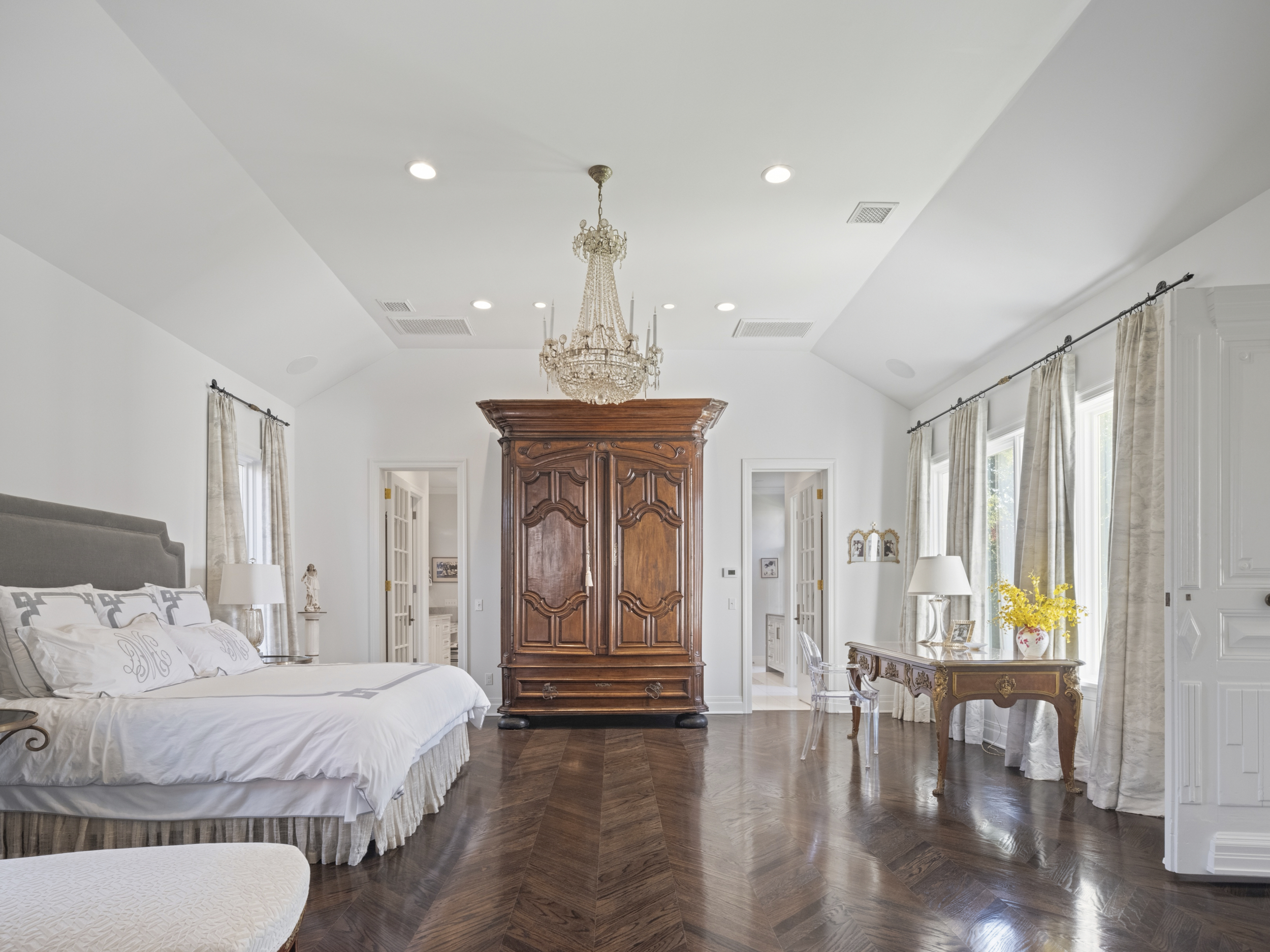  6803 Avondale Drive, Nichols Hills, OK 73116 - 物件實景