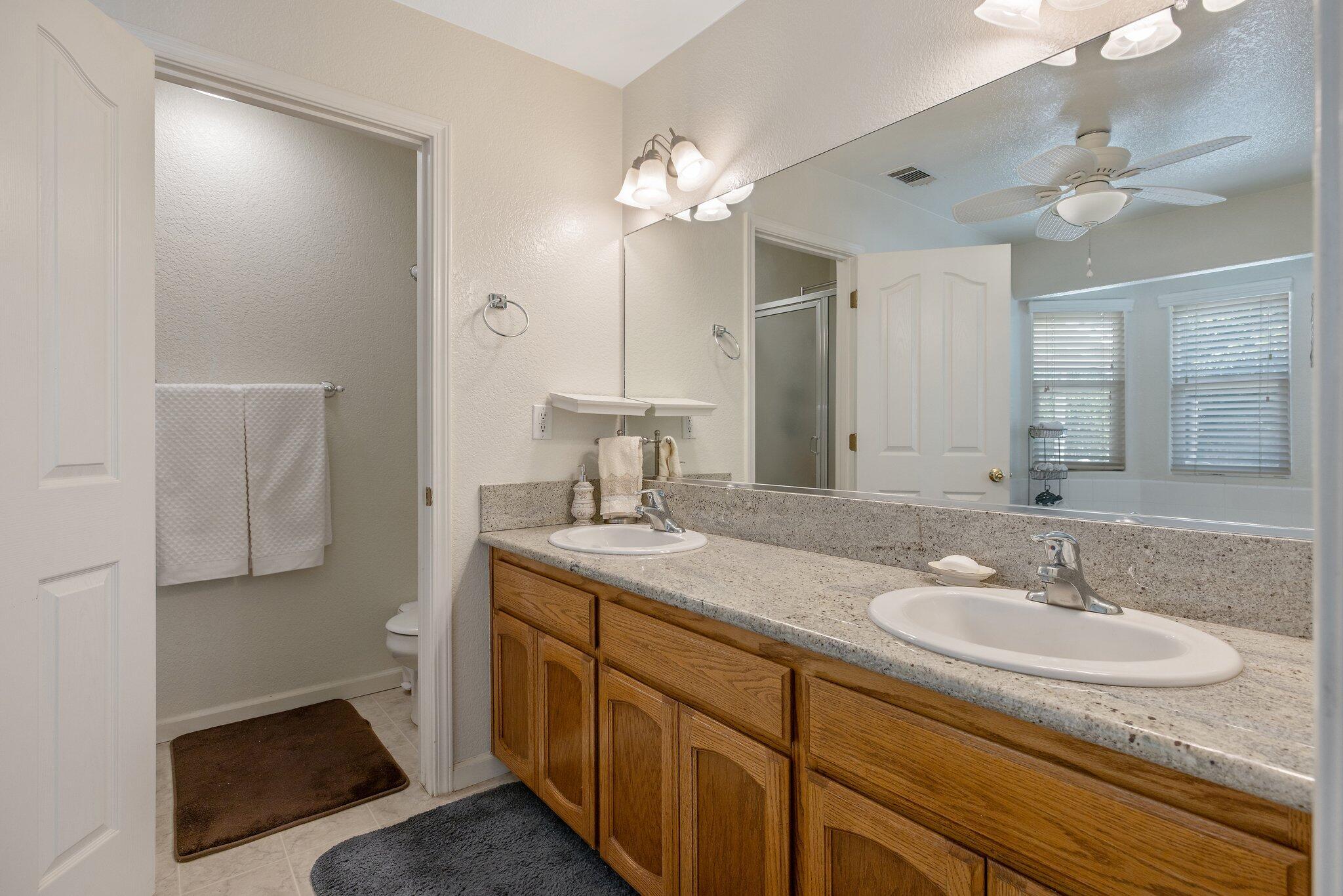 Fresno, California, 93737, United States, 4 Bedrooms Bedrooms, ,3 BathroomsBathrooms,Residential,For Sale,1839488