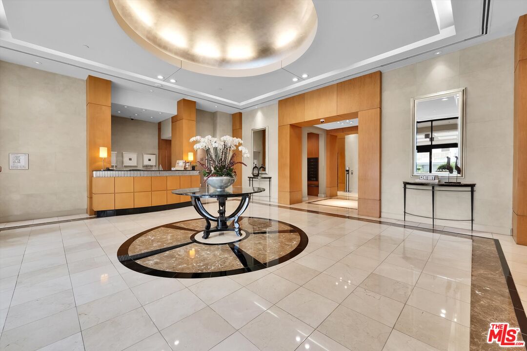 Los Angeles, California, 90024, United States, 2 Bedrooms Bedrooms, ,1 BathroomBathrooms,Residential,For Sale,1998471