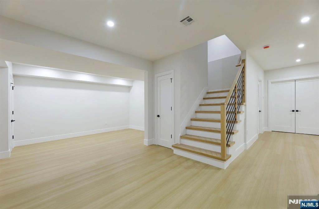 Haworth, New Jersey, 07641, United States, 6 Bedrooms Bedrooms, ,7 BathroomsBathrooms,Residential,For Sale,1989640