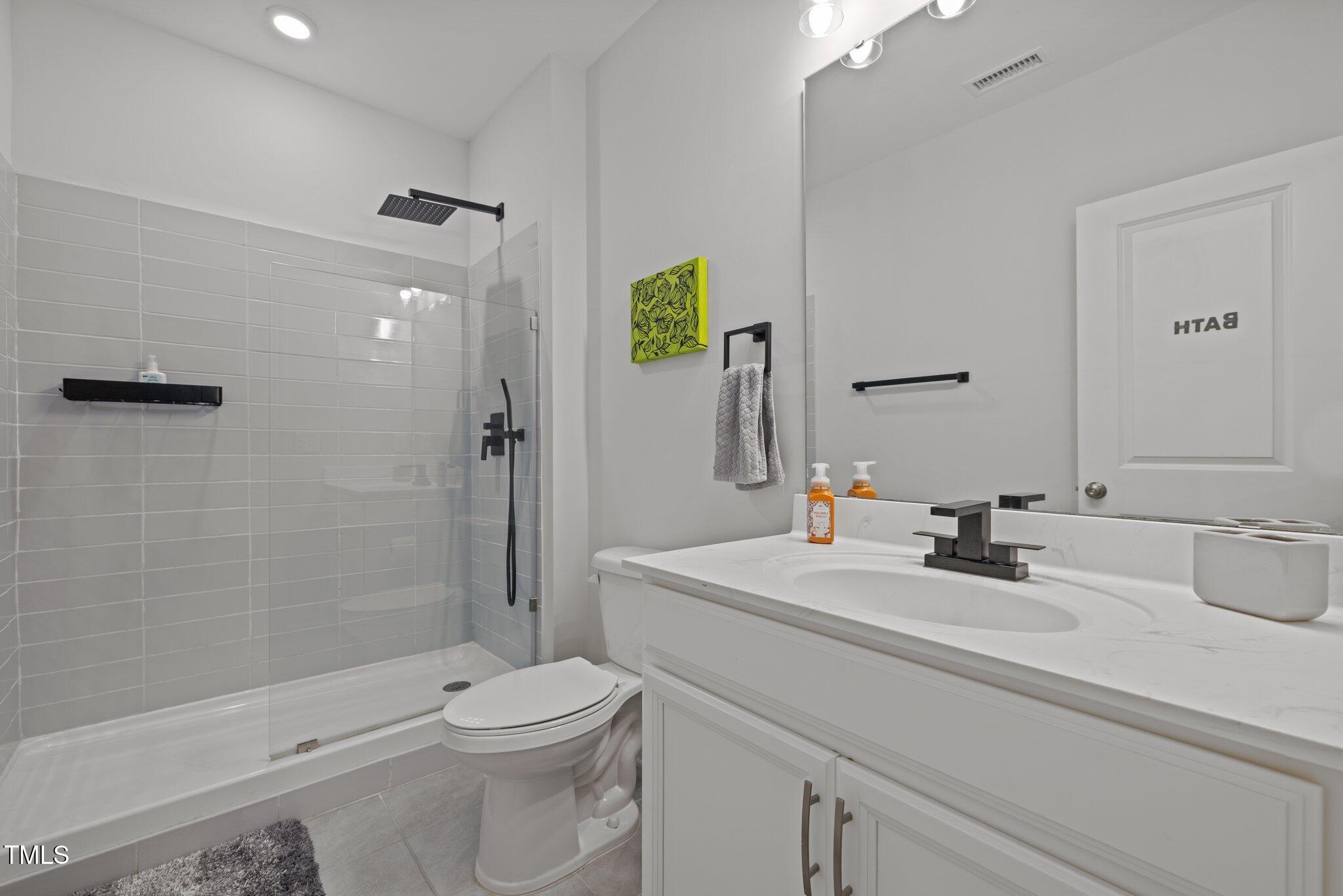 Chapel Hill, North Carolina, 27517, United States, 5 Bedrooms Bedrooms, ,5 BathroomsBathrooms,Residential,For Sale,1991048