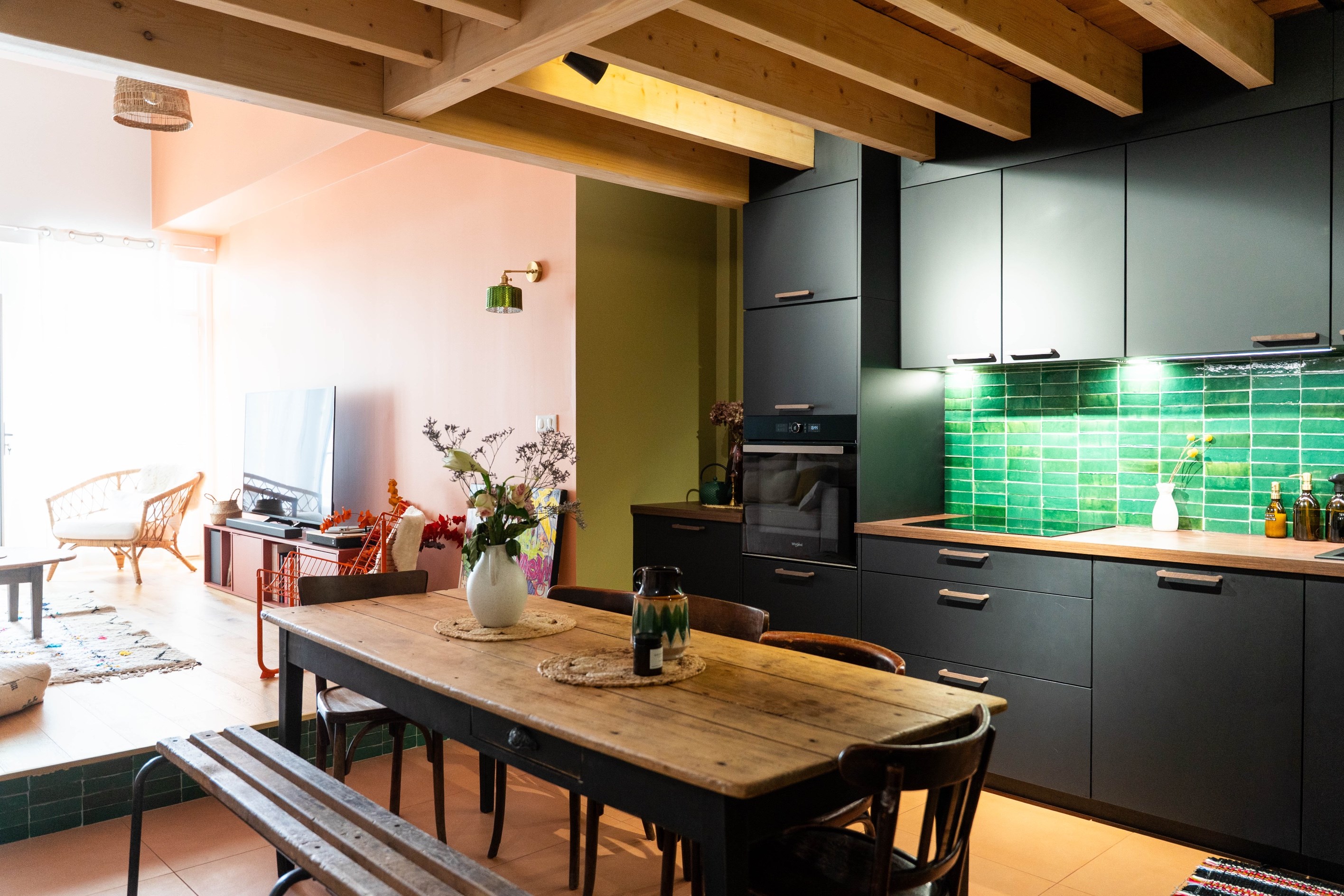  a truly distinctive apartment, where  every detail tells a story. - 物件實景