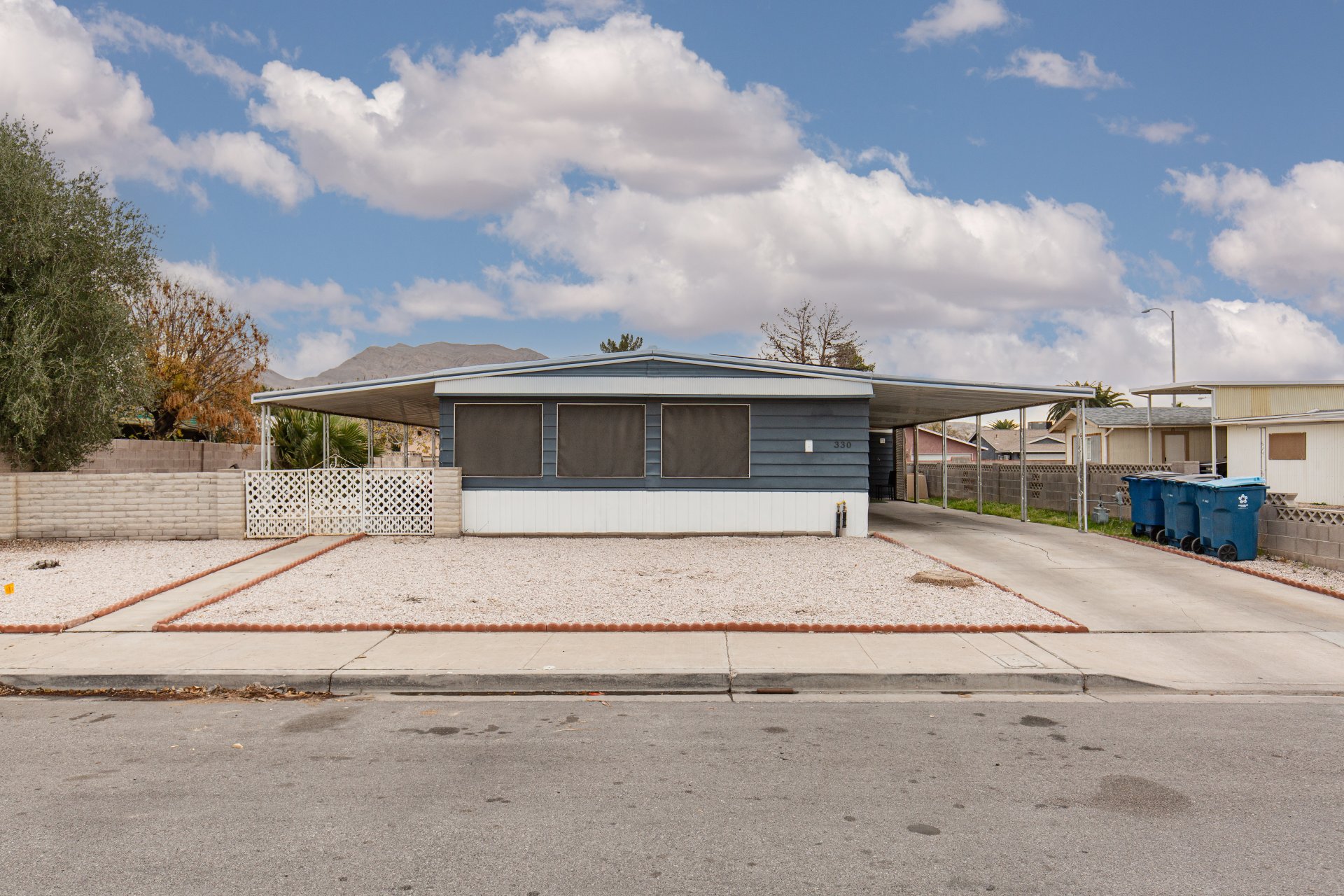 Sir Richard East Dr, Las Vegas, NV 89110