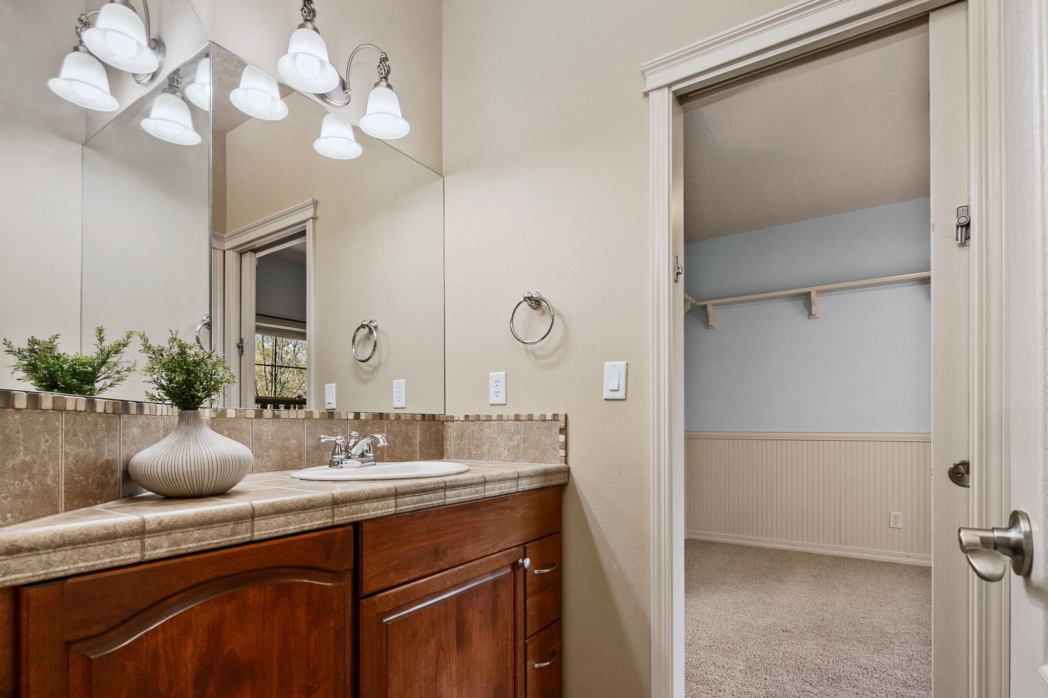  Custom Hidden Springs Estate with Private Casita & ResortStyle Backyard - 物件實景