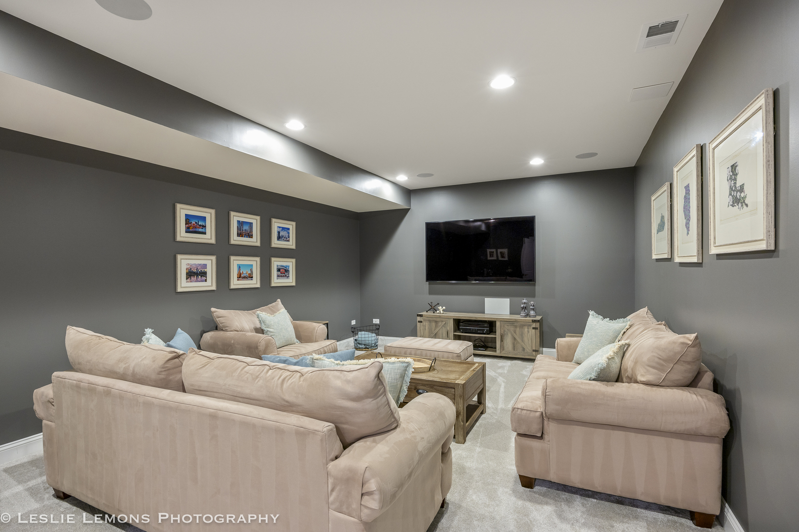 Naperville, Illinois, 60564, United States, 4 Bedrooms Bedrooms, ,5 BathroomsBathrooms,Residential,For Sale,1932801