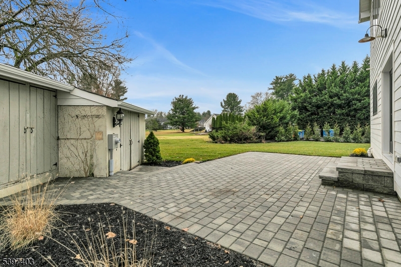 Bernards Twp., New Jersey, 07920, United States, 6 Bedrooms Bedrooms, ,5 BathroomsBathrooms,Residential,For Sale,2001685