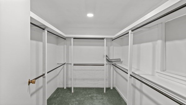 Southborough, Massachusetts, 01772, United States, 4 Bedrooms Bedrooms, ,3 BathroomsBathrooms,Residential,For Sale,1981487