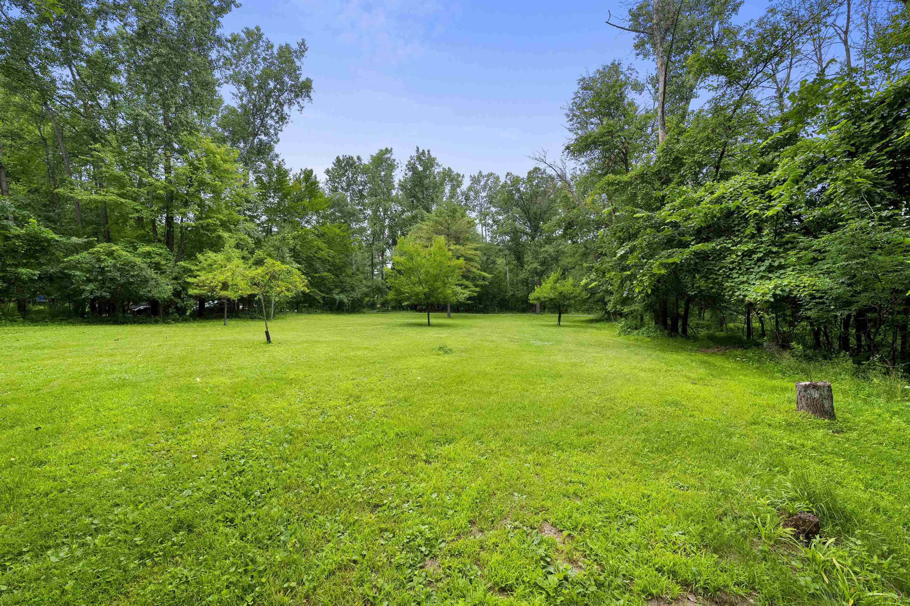 SUAMICO, Wisconsin, 54173, United States, 3 Bedrooms Bedrooms, ,4 BathroomsBathrooms,Residential,For Sale,1911099