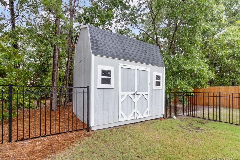 Sanford, North Carolina, 27332, United States, 4 Bedrooms Bedrooms, ,4 BathroomsBathrooms,Residential,For Sale,1891962