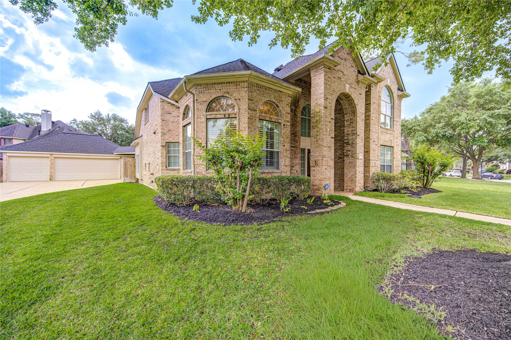  18 Arbor Bend Drive - 物件實景