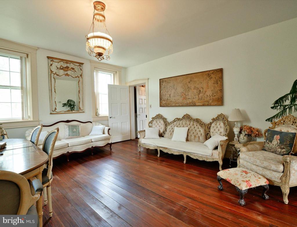Westminster, Maryland, 21157, United States, 4 Bedrooms Bedrooms, ,3 BathroomsBathrooms,Residential,For Sale,1943426