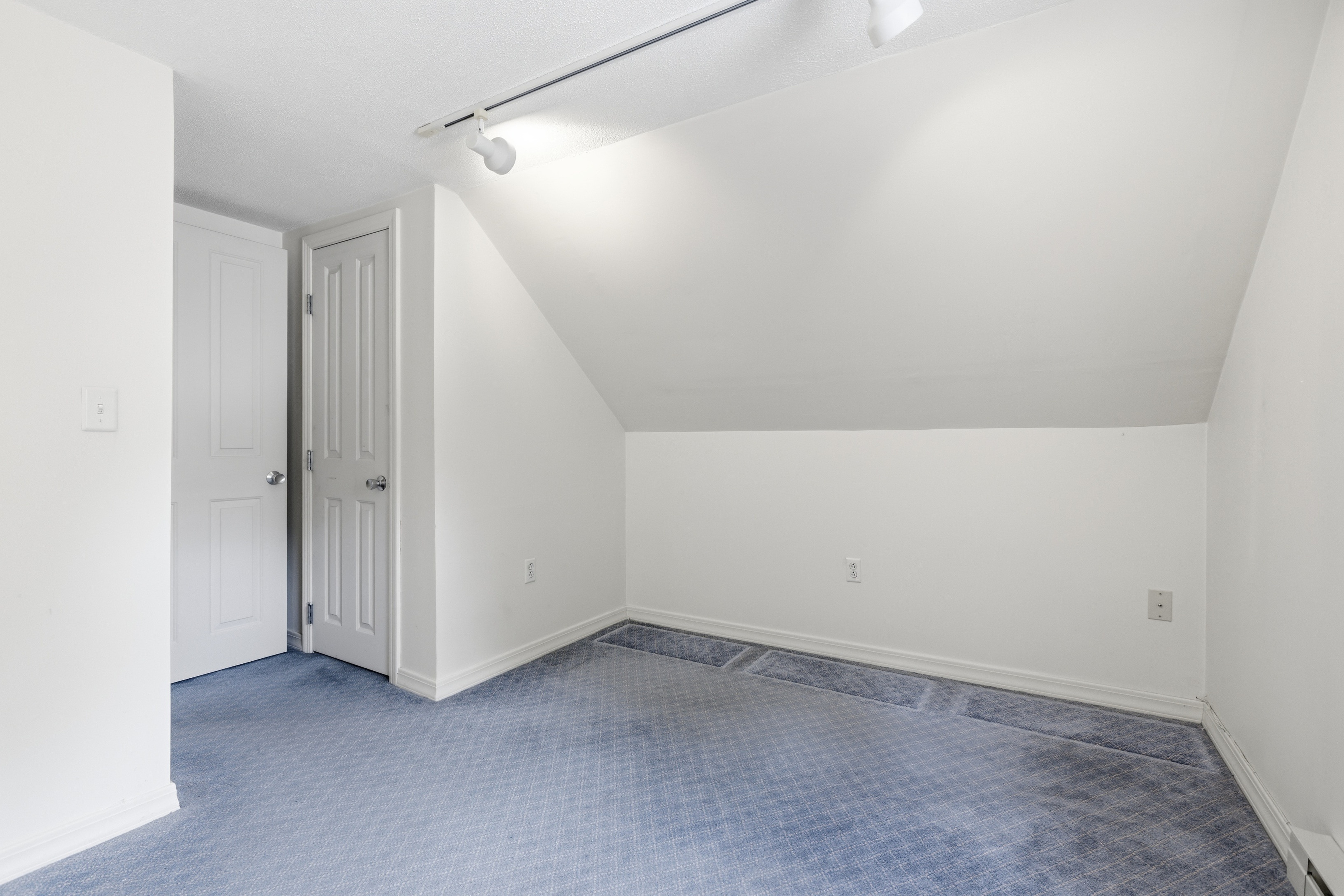  12 Hemlock Road, Westford, MA 01886 - 物件實景