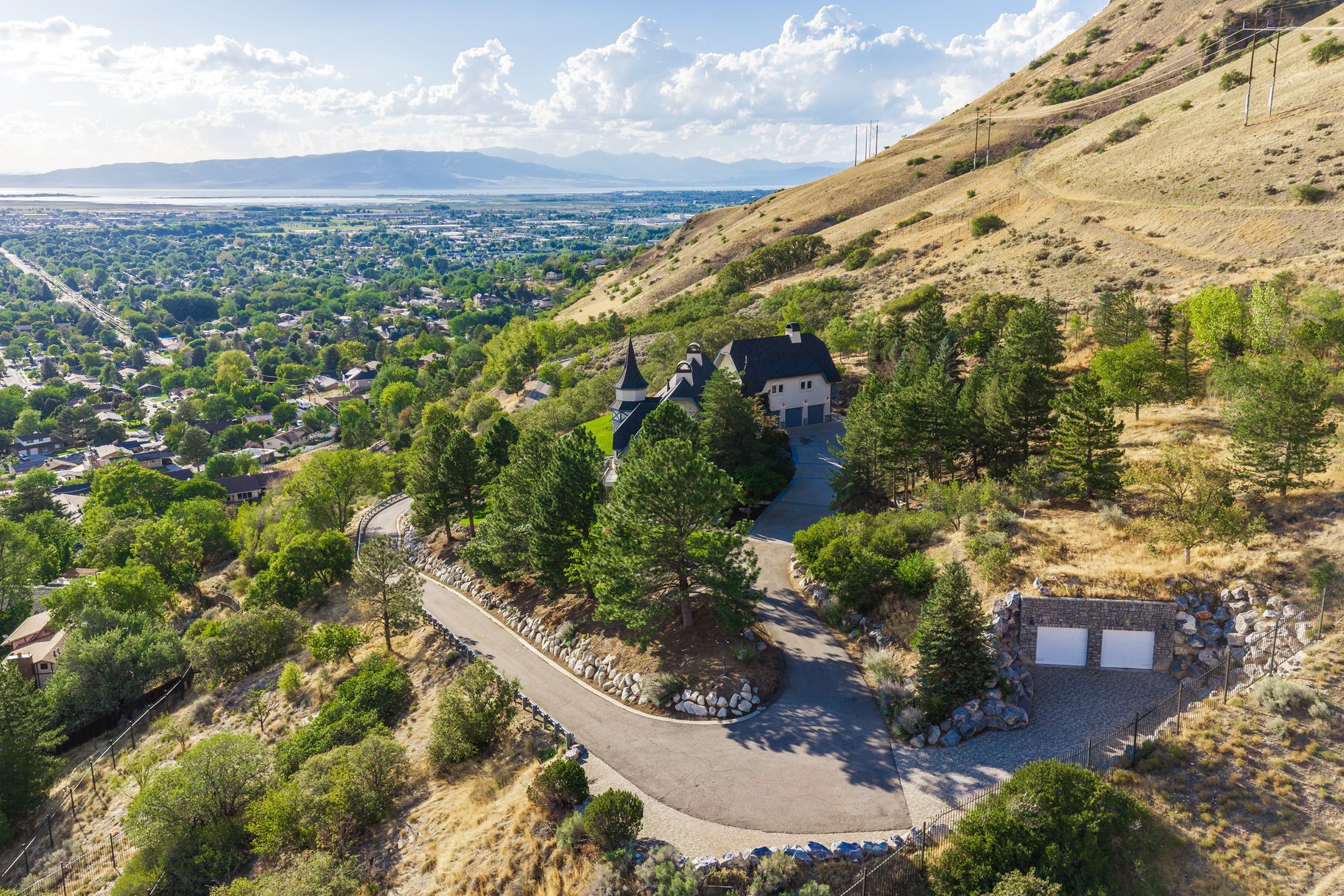  European Estate with Huge Views of the Valley - 物件實景
