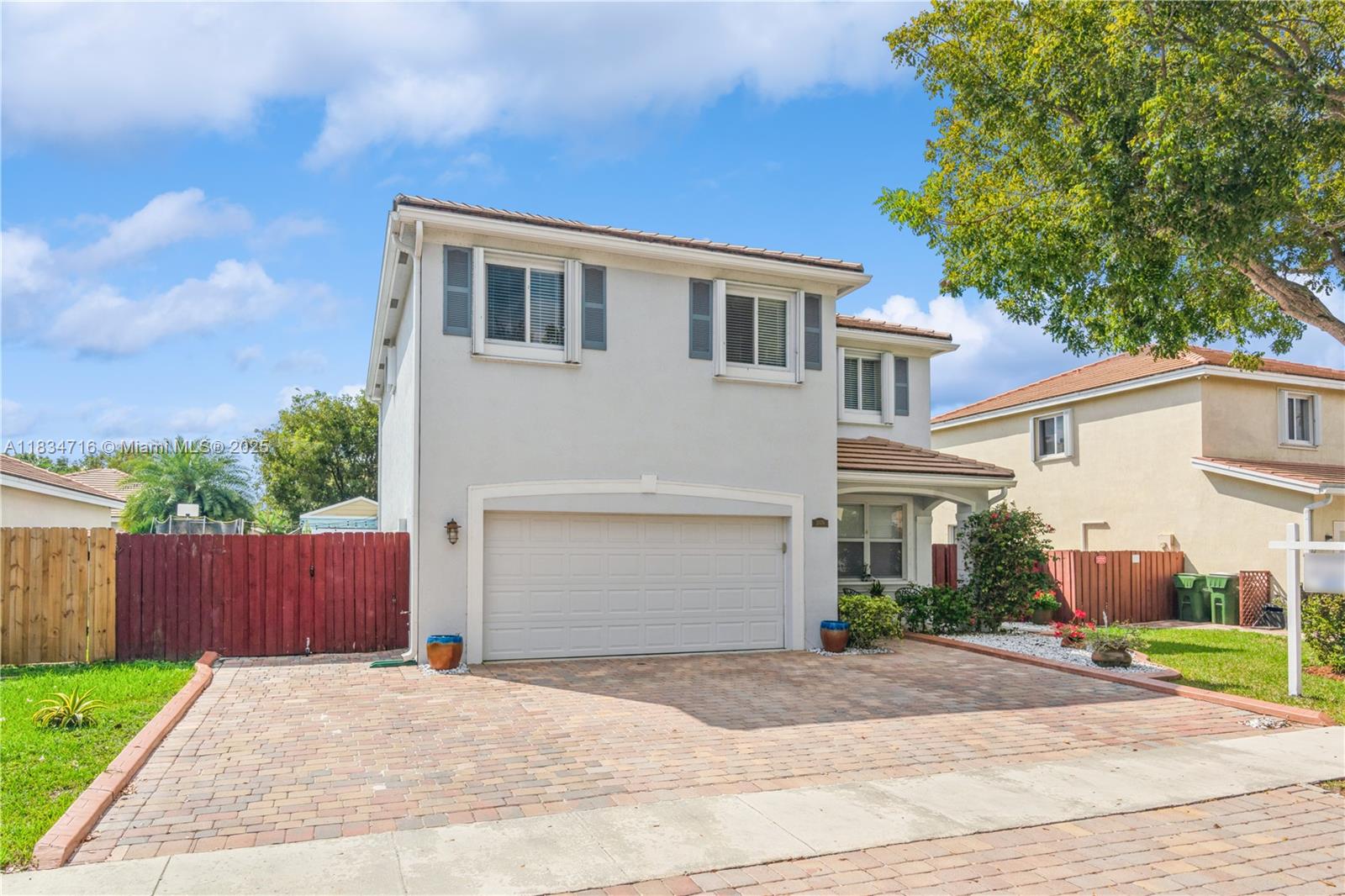 Homestead, Florida, 33033, United States, 5 Bedrooms Bedrooms, ,3 BathroomsBathrooms,Residential,For Sale,1882287