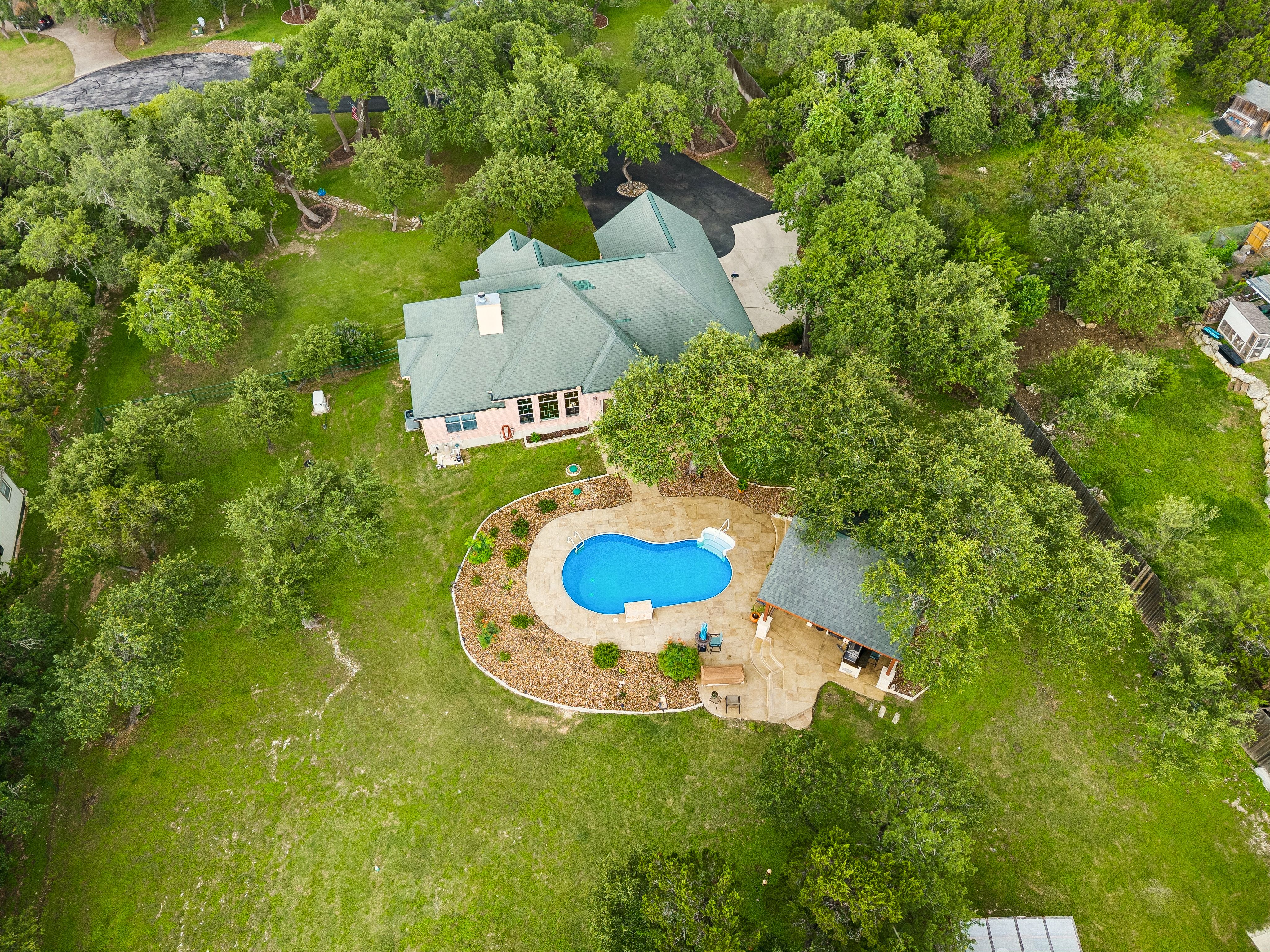  Pool, Pavilion & Peaceful Hill Country Living - 物件實景