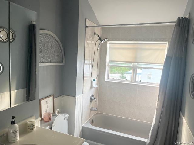 Staten Island, New York, 10309, United States, 3 Bedrooms Bedrooms, ,2 BathroomsBathrooms,Residential,For Sale,1918463
