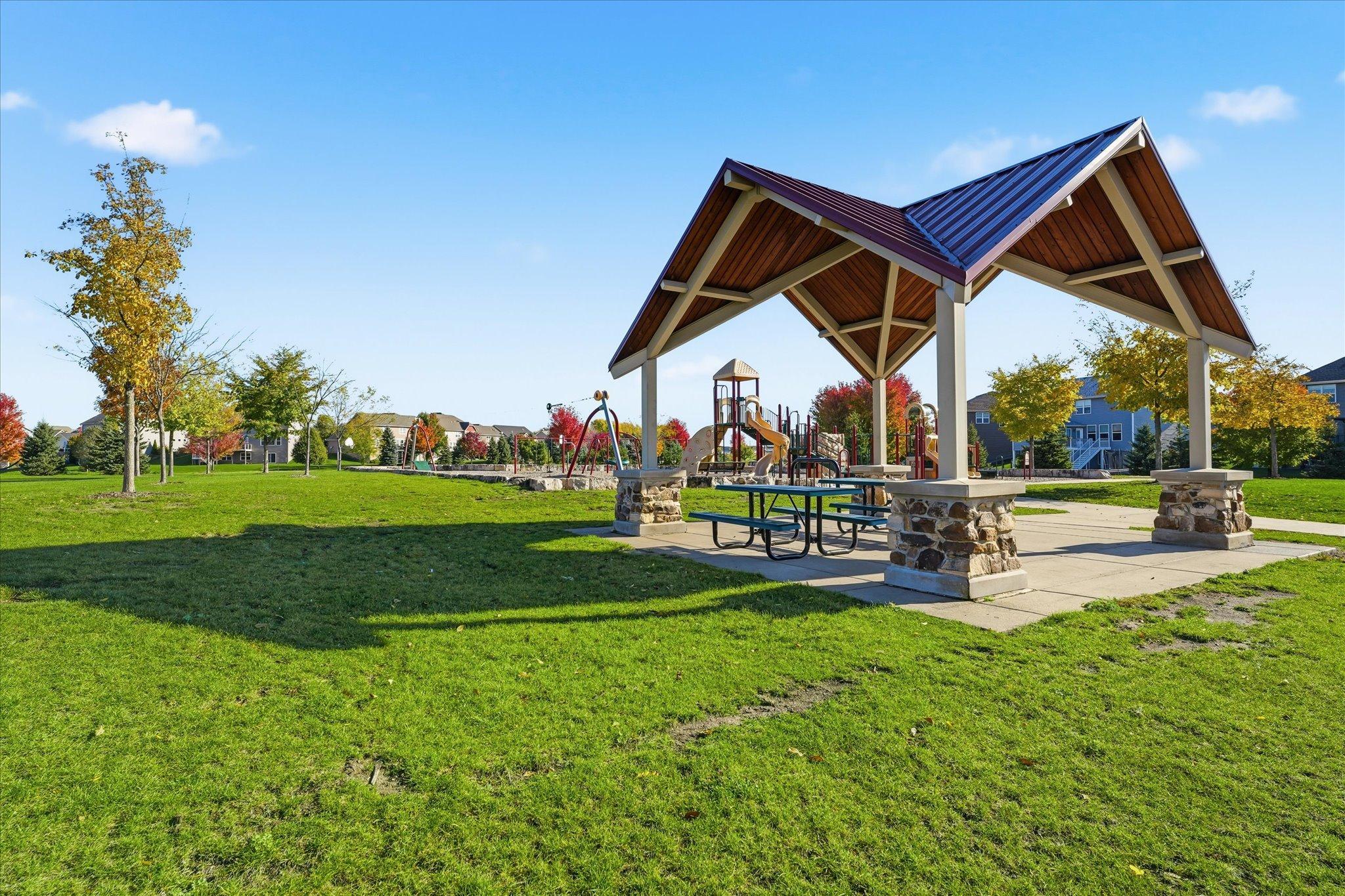 Rosemount, Minnesota, 55068, United States, 5 Bedrooms Bedrooms, ,3 BathroomsBathrooms,Residential,For Sale,1993555