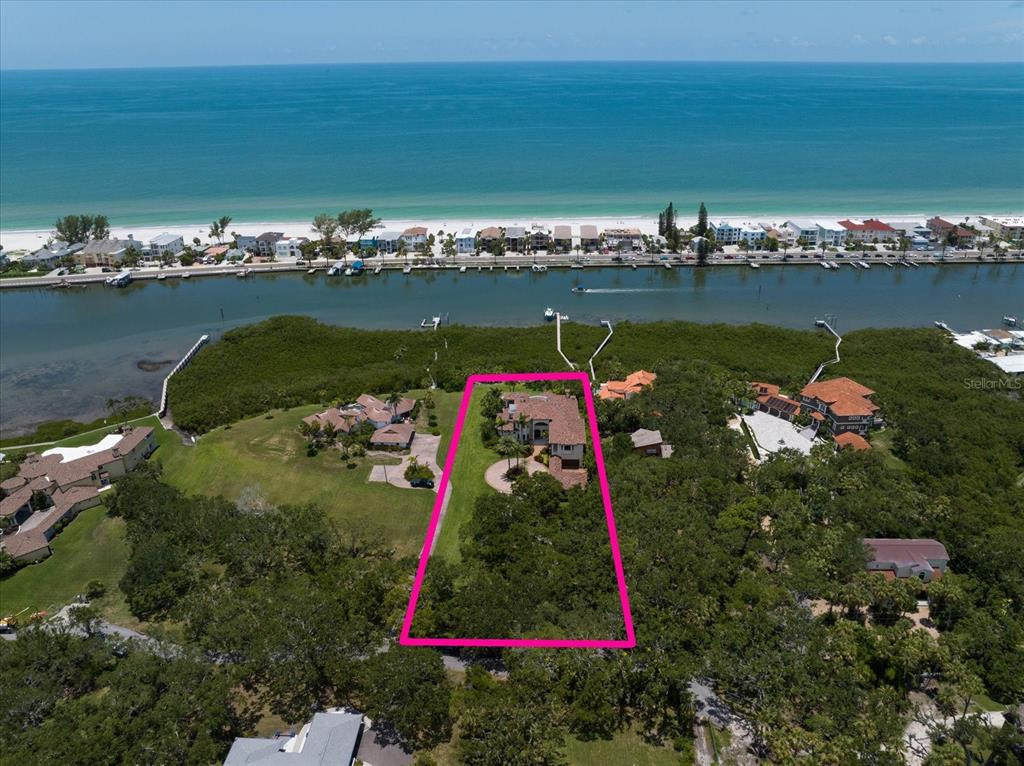 Largo, Florida, 33774, United States, 5 Bedrooms Bedrooms, ,7 BathroomsBathrooms,Residential,For Sale,1876225