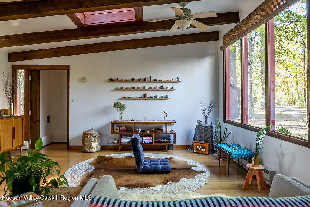 Woodstock, New York, 12498, United States, 2 Bedrooms Bedrooms, ,3 BathroomsBathrooms,Residential,For Sale,1965588