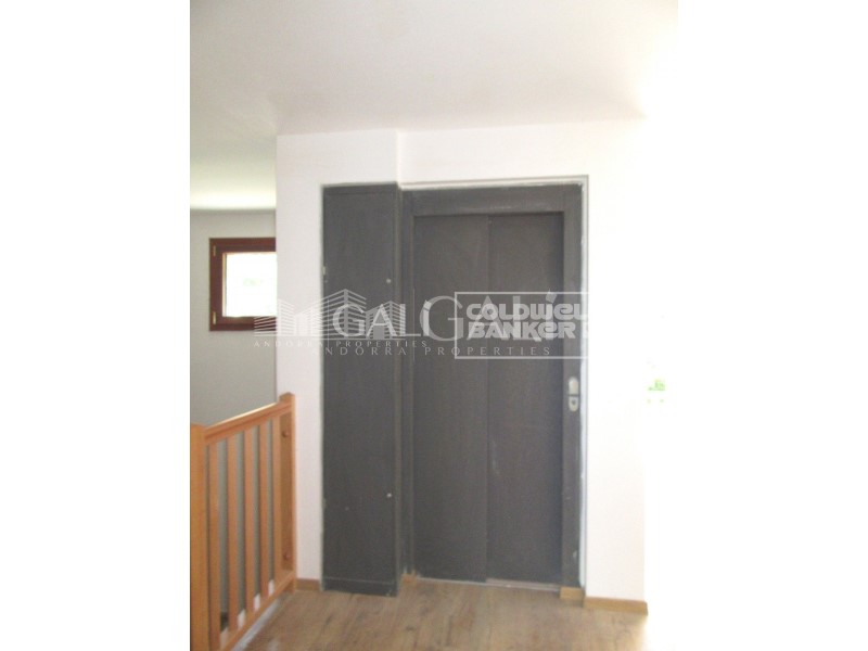 Canillo, Andorra, AD, 4 Bedrooms Bedrooms, ,2 BathroomsBathrooms,Residential,For Sale,1628029