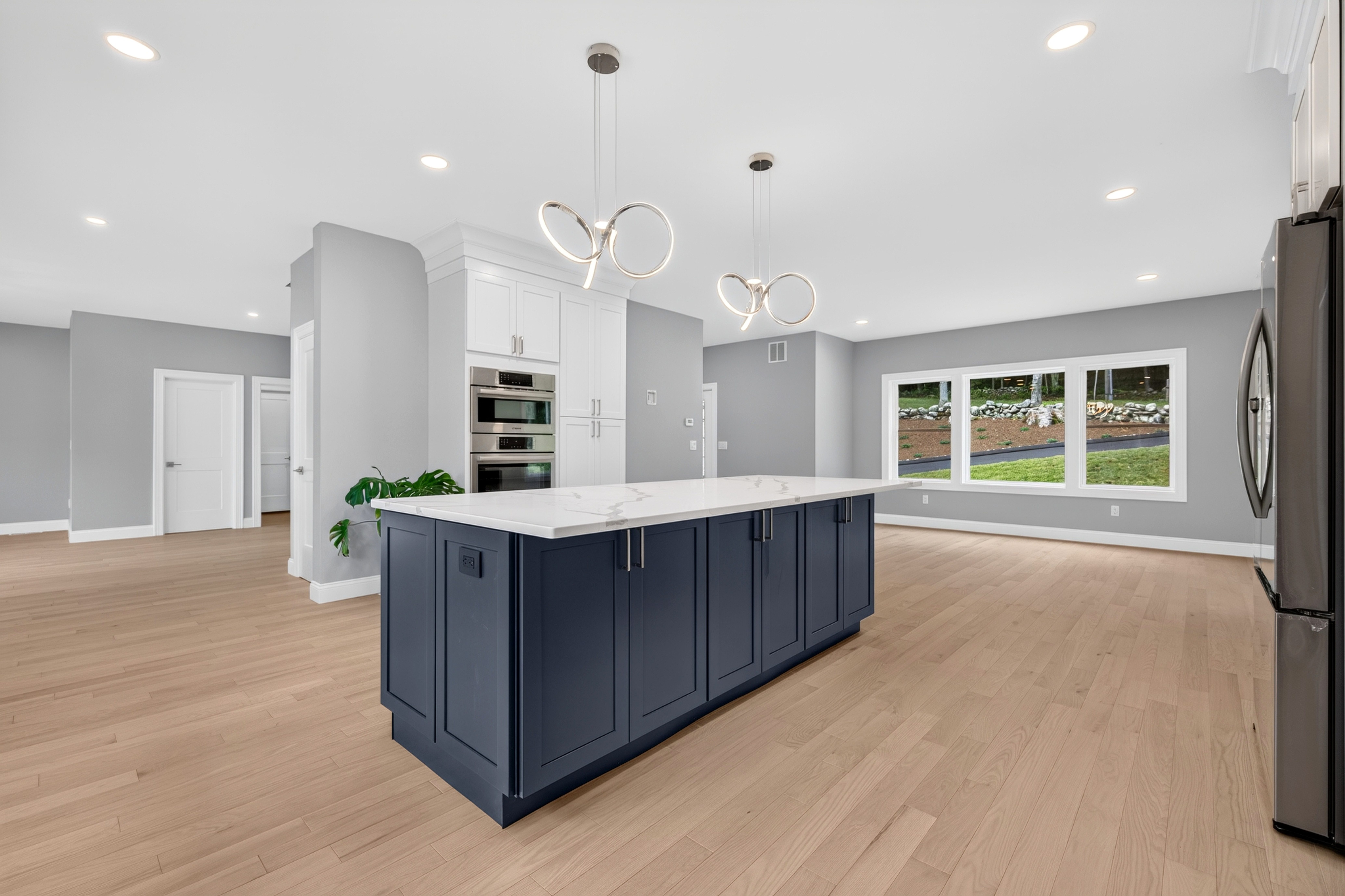  Stunning New Construction - Move Right In - 物件實景