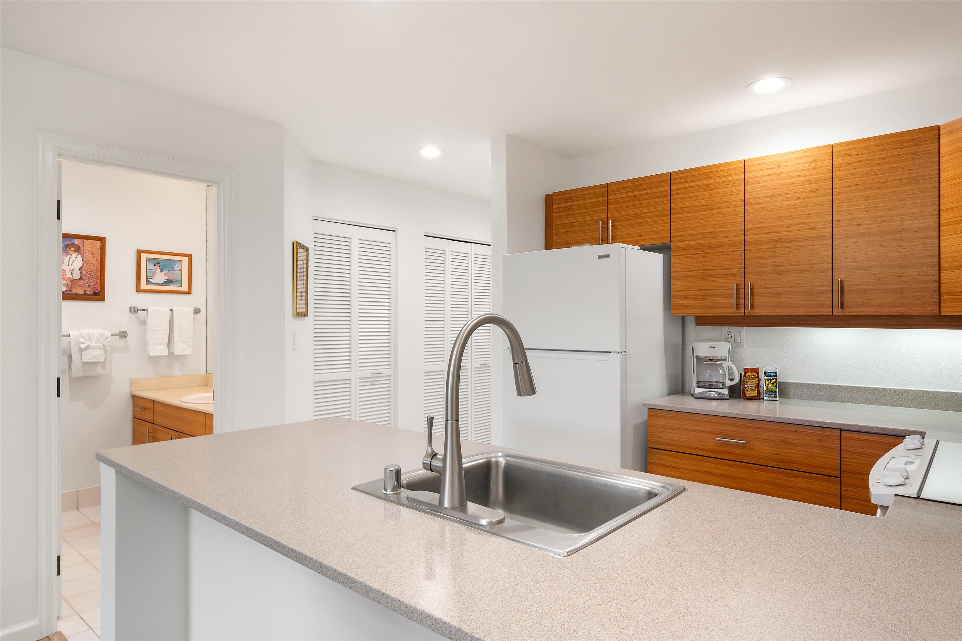 Kihei, Hawaii, 96753, United States, 1 Bedroom Bedrooms, ,2 BathroomsBathrooms,Residential,For Sale,1996903