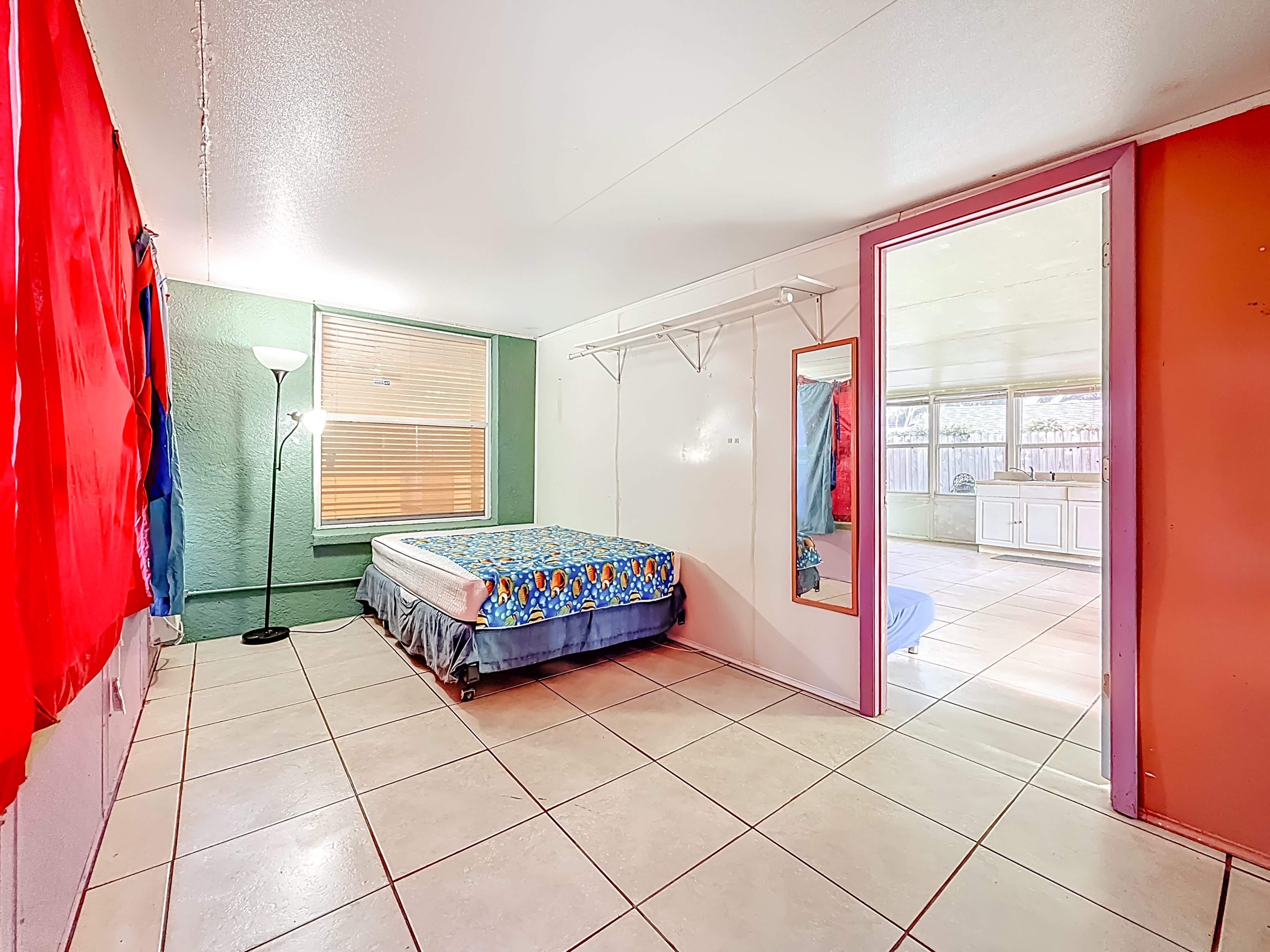 St. Petersburg, Florida, 33713, United States, 4 Bedrooms Bedrooms, ,2 BathroomsBathrooms,Residential,For Sale,2005721