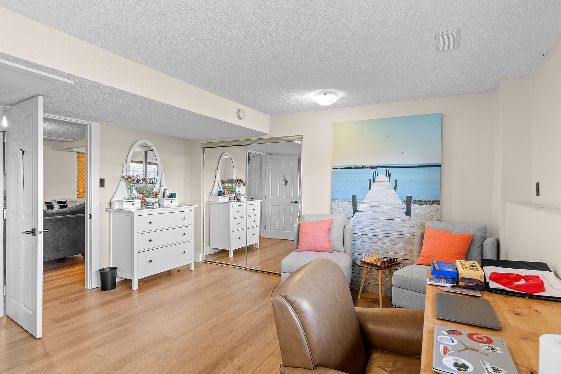  Timeless Design with a Pool - 物件實景