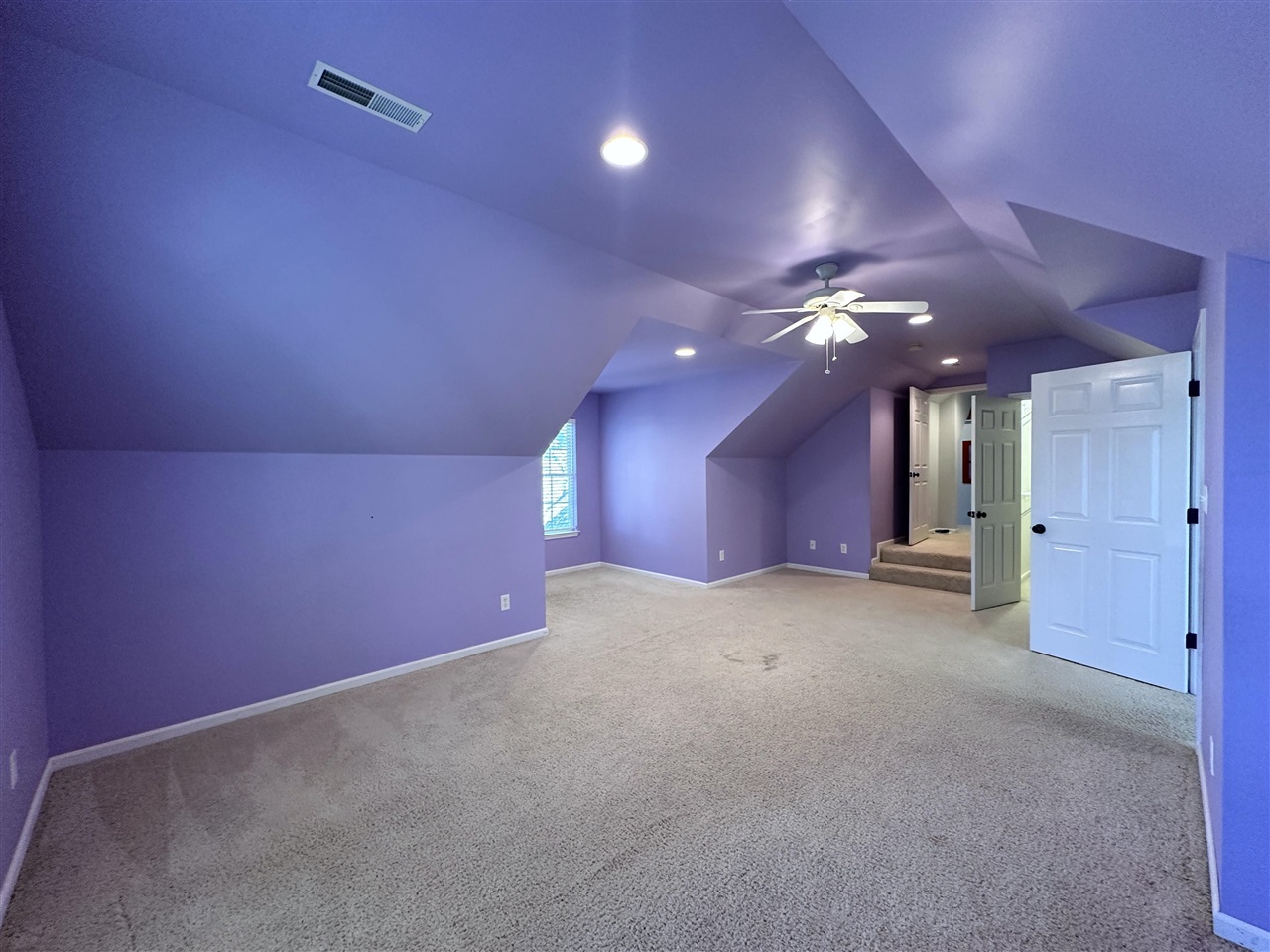 Bowling Green, Kentucky, 42104, United States, 5 Bedrooms Bedrooms, ,3 BathroomsBathrooms,Residential,For Sale,1907465