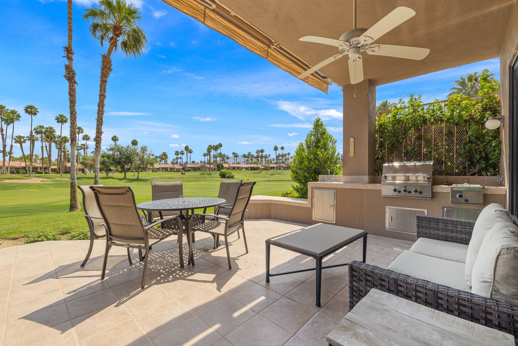  Remodeled Open Space Living in Palm Desert - 物件實景