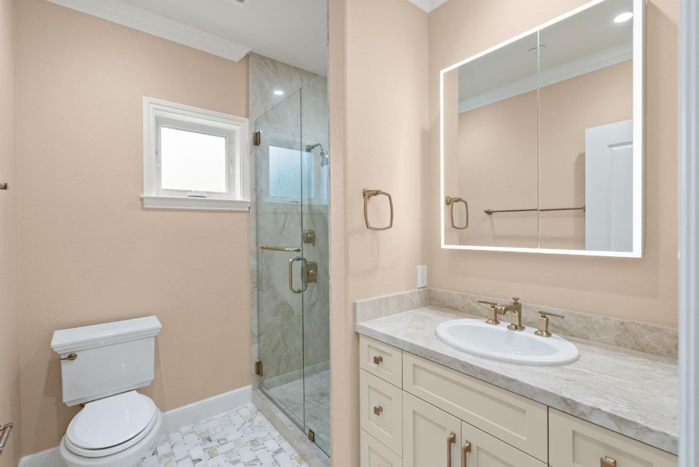 San Mateo, California, 94402, United States, 5 Bedrooms Bedrooms, ,4 BathroomsBathrooms,Residential,For Sale,1941732