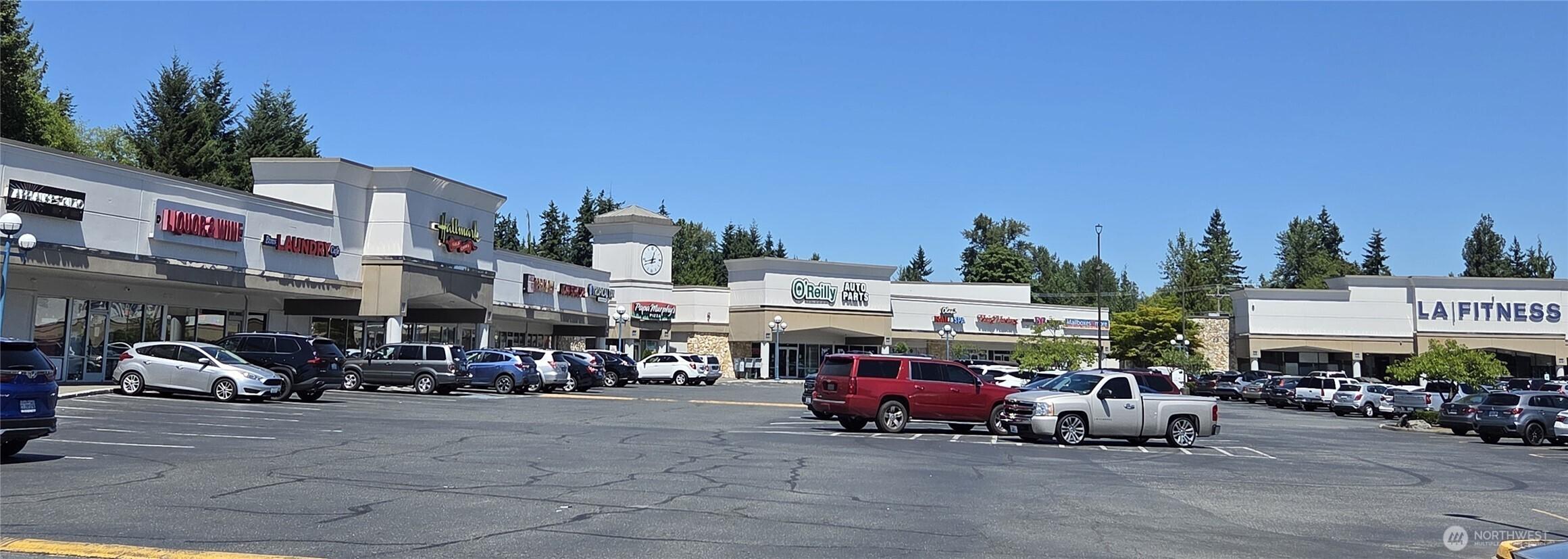 EVERETT, Washington, 98208, United States, 2 Bedrooms Bedrooms, ,3 BathroomsBathrooms,Residential,For Sale,1896693