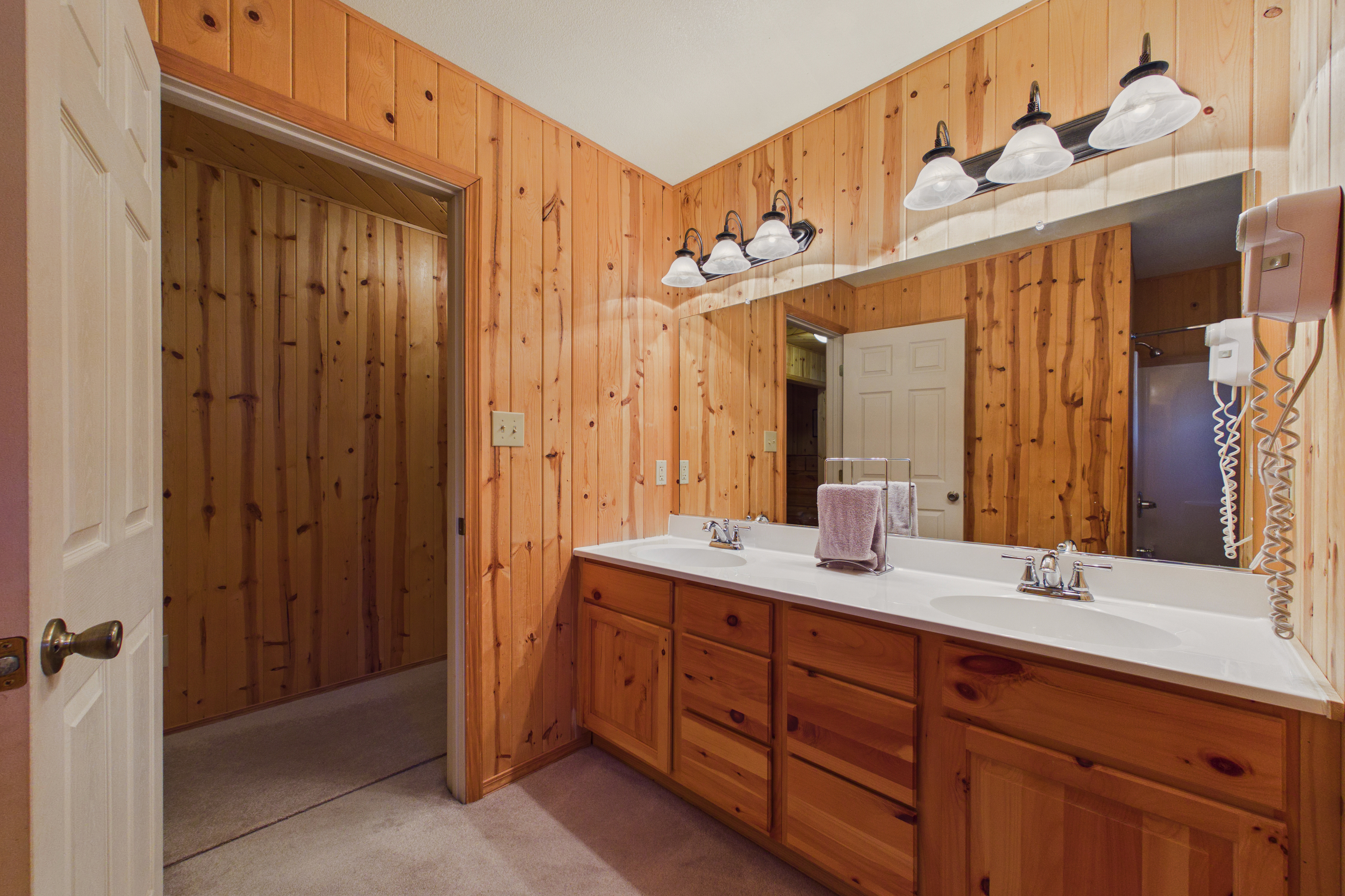 Alto, New Mexico, 88312, United States, 3 Bedrooms Bedrooms, ,2 BathroomsBathrooms,Residential,For Sale,2044418