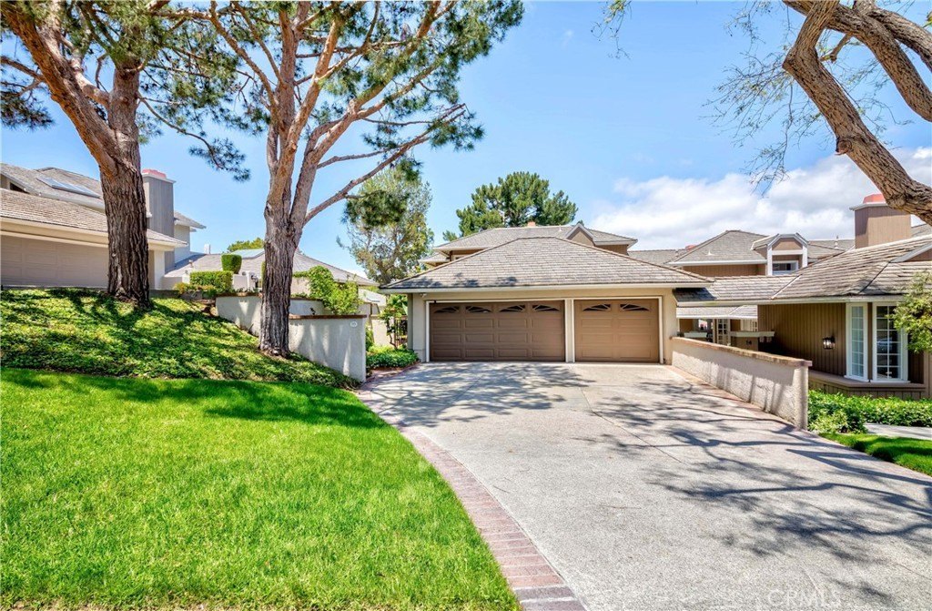 Newport Beach, California, 92660, United States, 4 Bedrooms Bedrooms, ,4 BathroomsBathrooms,Residential,For Sale,1759527