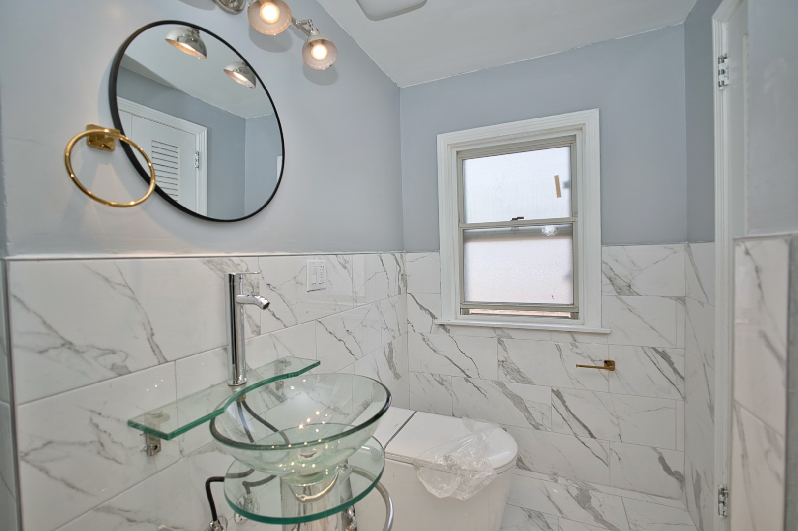 Skokie, Illinois, 60076, United States, 4 Bedrooms Bedrooms, ,3 BathroomsBathrooms,Residential,For Sale,1978573