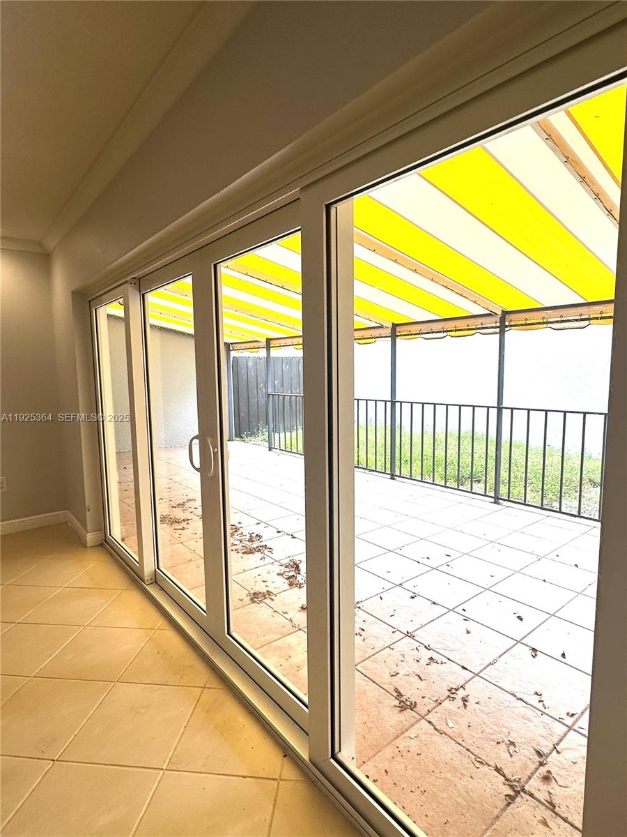 Miami Lakes, Florida, 33014, United States, 2 Bedrooms Bedrooms, ,2 BathroomsBathrooms,Residential,For Sale,2003044