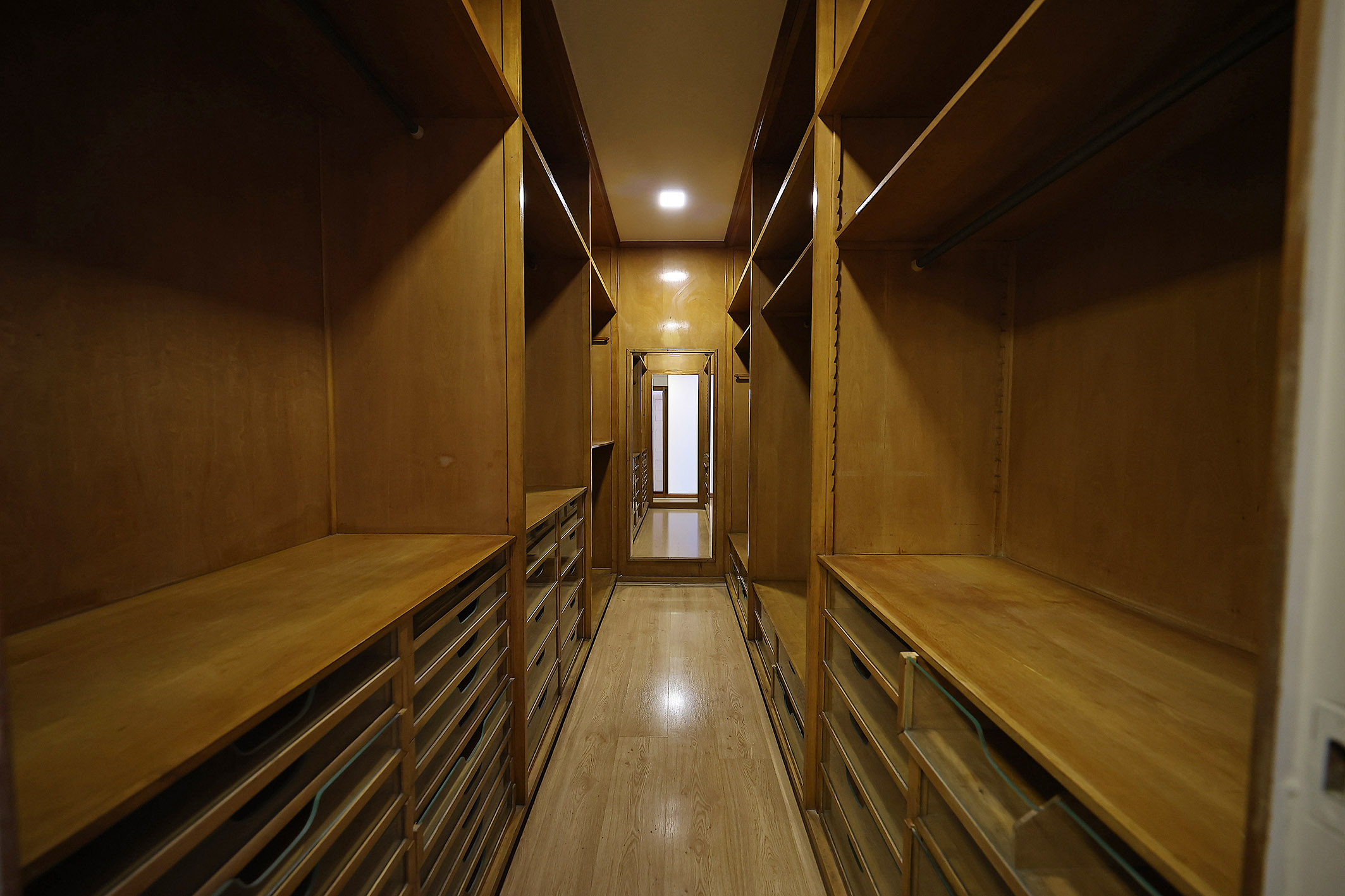  Apartment with direct ocean views in a building with amenities - 物件實景