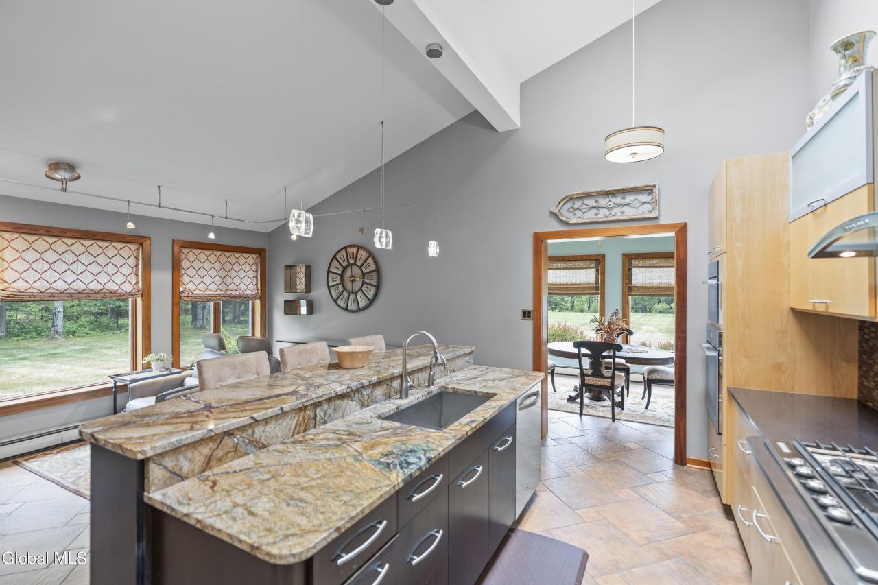 Coeymans Hollow, New York, 12046, United States, 4 Bedrooms Bedrooms, ,3 BathroomsBathrooms,Residential,For Sale,1907699