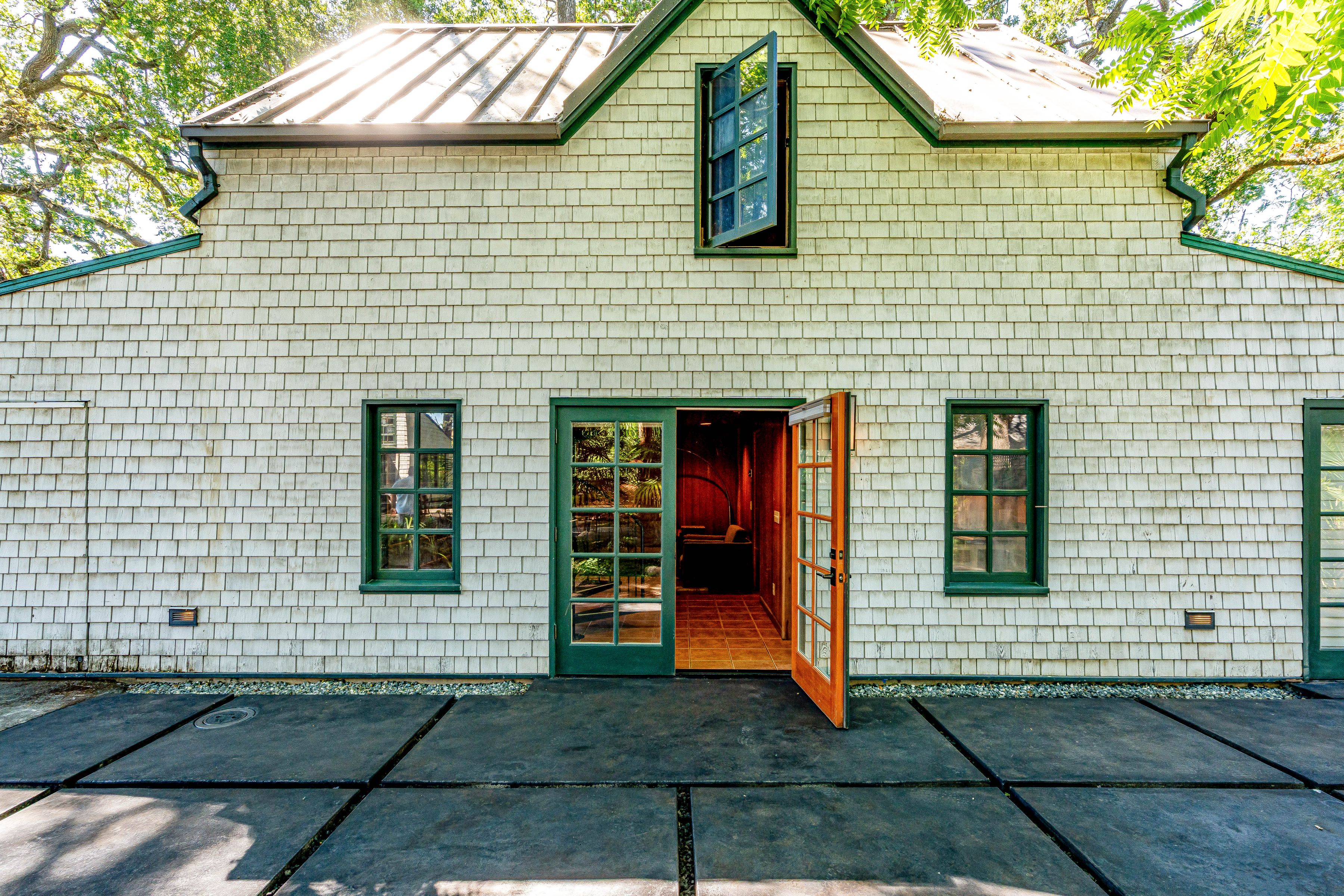  6641-6641A Yount Street - 物件實景